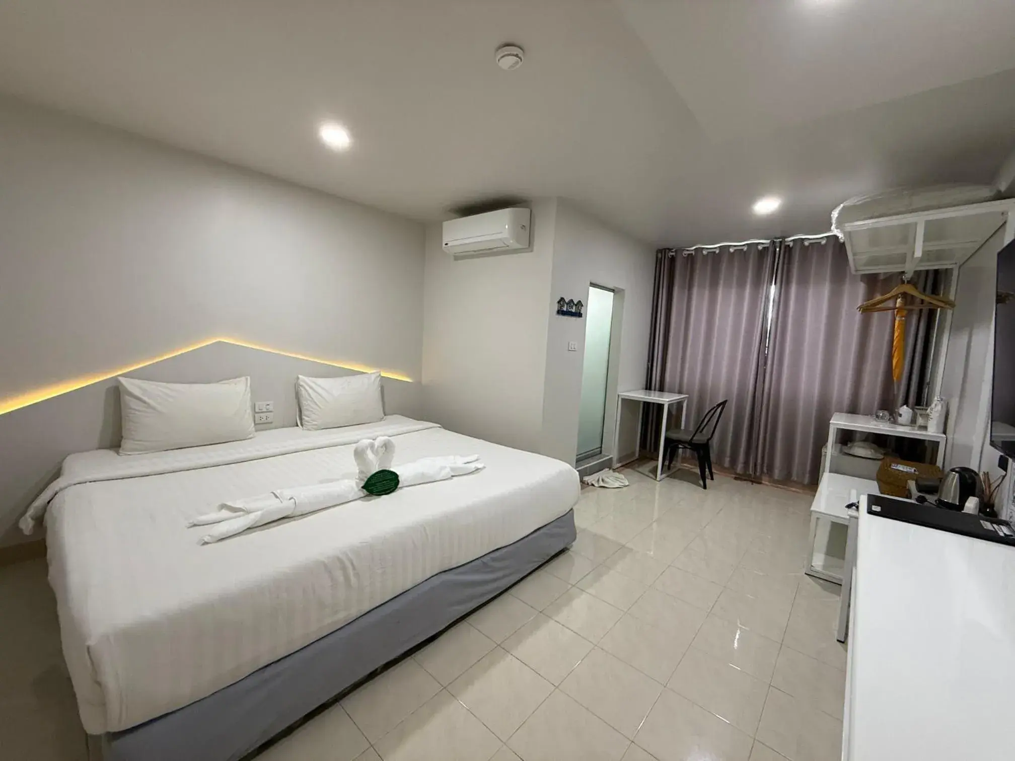 Standard Double Room in Bed By Boat @Nonthaburi Pier Standard Double Room in Bed By Boat @Nonthaburi Pier