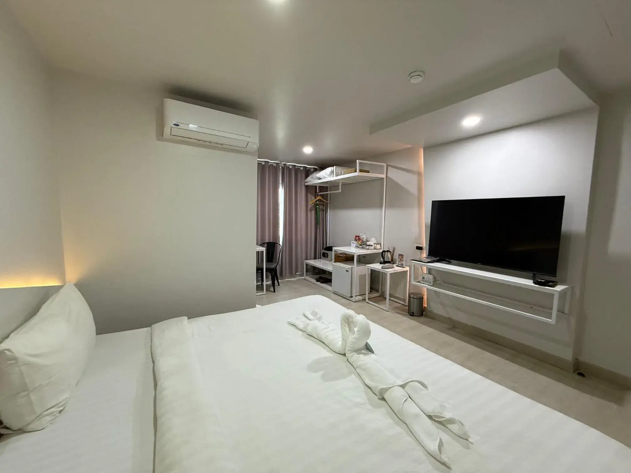 Deluxe Room in Bed By Boat @Nonthaburi Pier Deluxe Room in Bed By Boat @Nonthaburi Pier