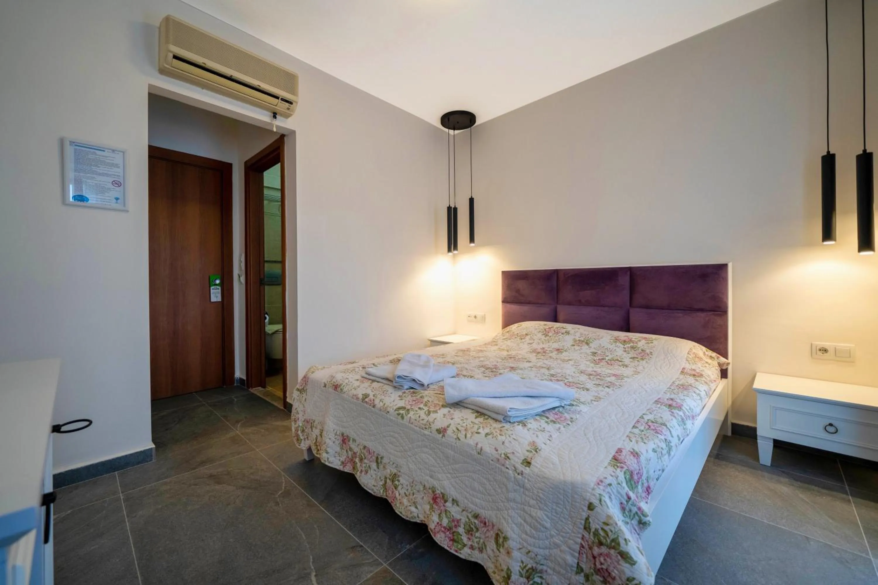 Bed in Hotel Imparator