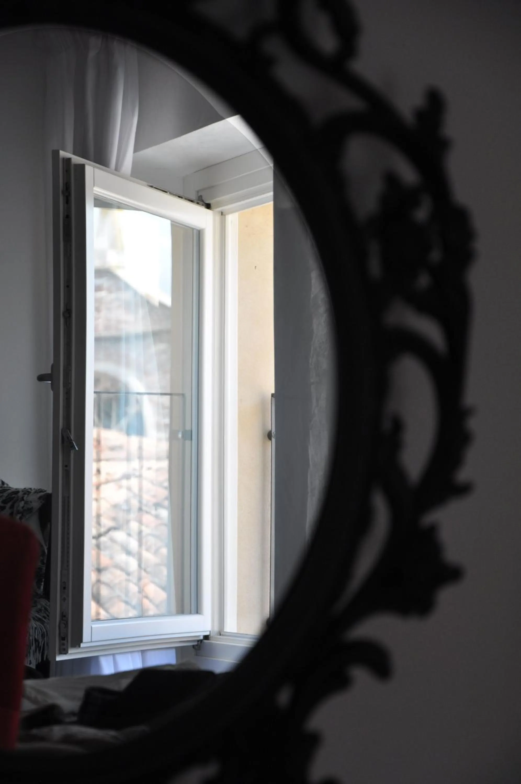 Decorative detail in Casa Fola - City Centre Rooms