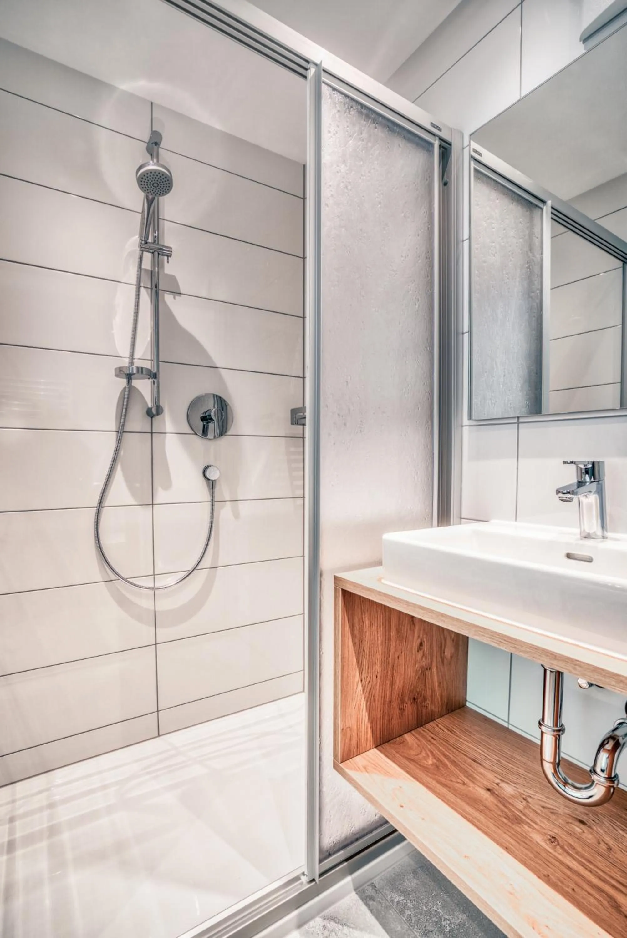 Bathroom in Apart Gstrein - including Silvretta Premium Summercard