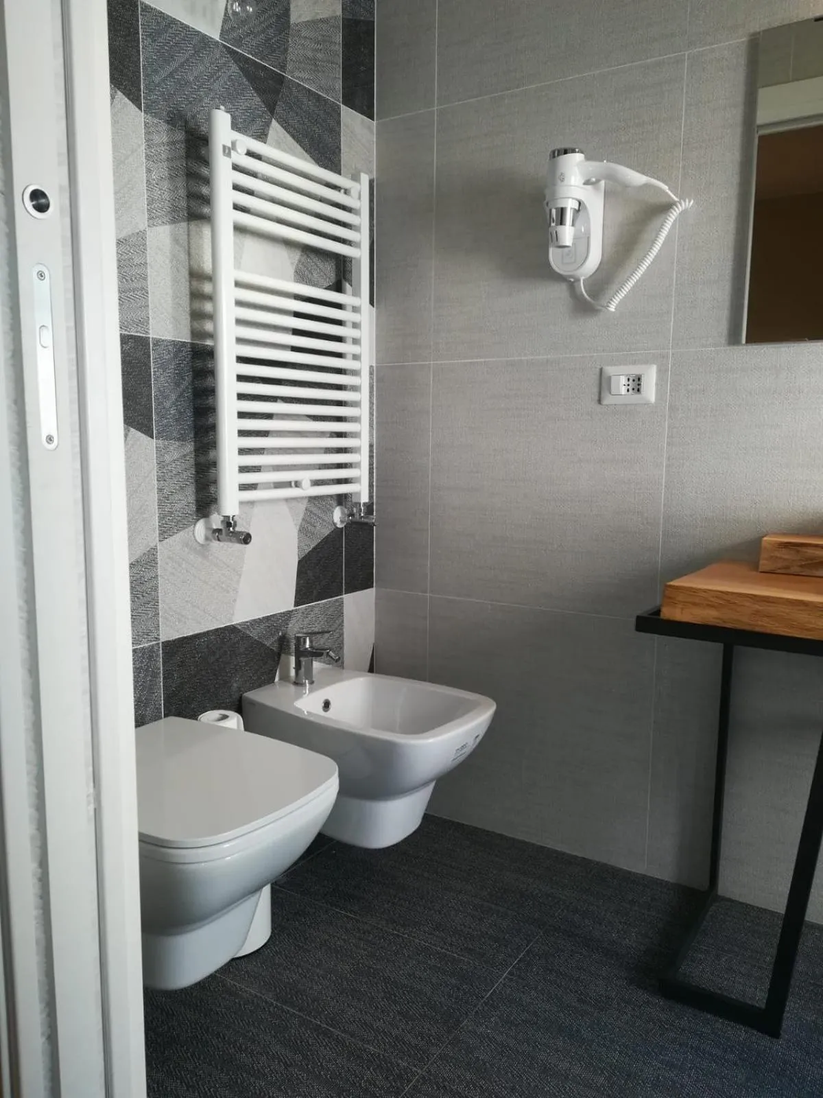 Bathroom in TRANI LA GRAZIA b&b