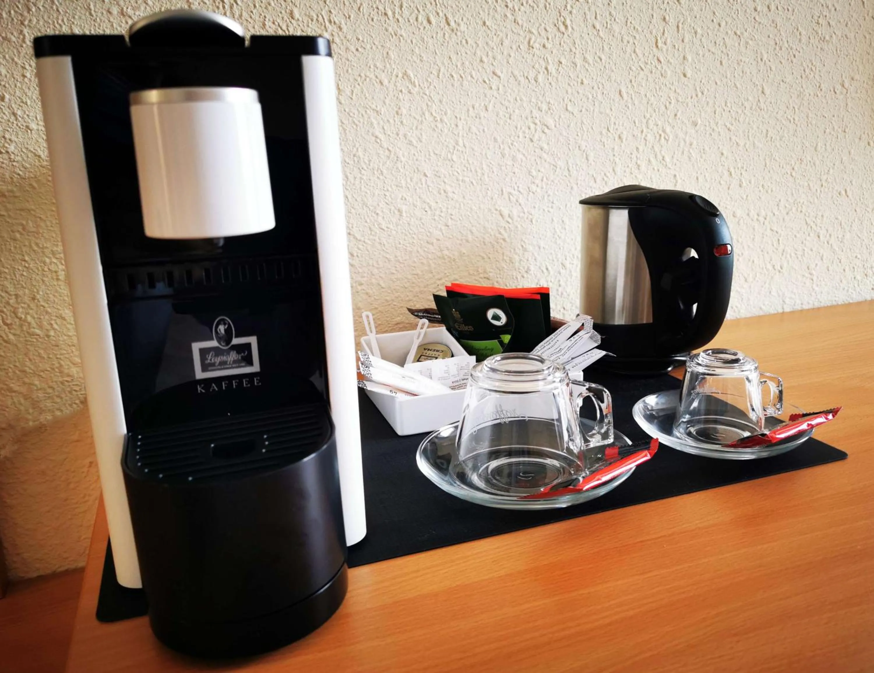 Bedroom in Best Western Macrander Hotel Frankfurt/Kaiserlei