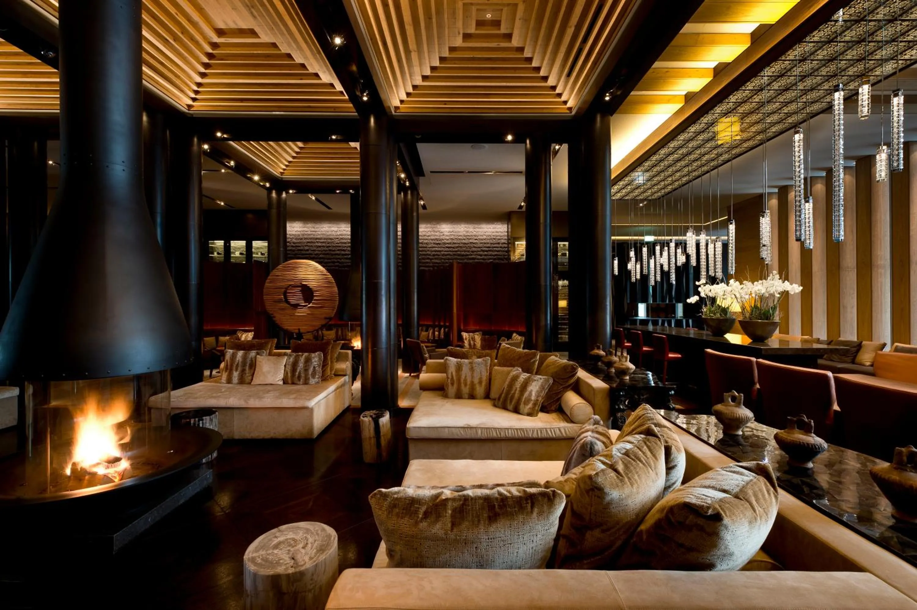 Lounge or bar in The Chedi Andermatt