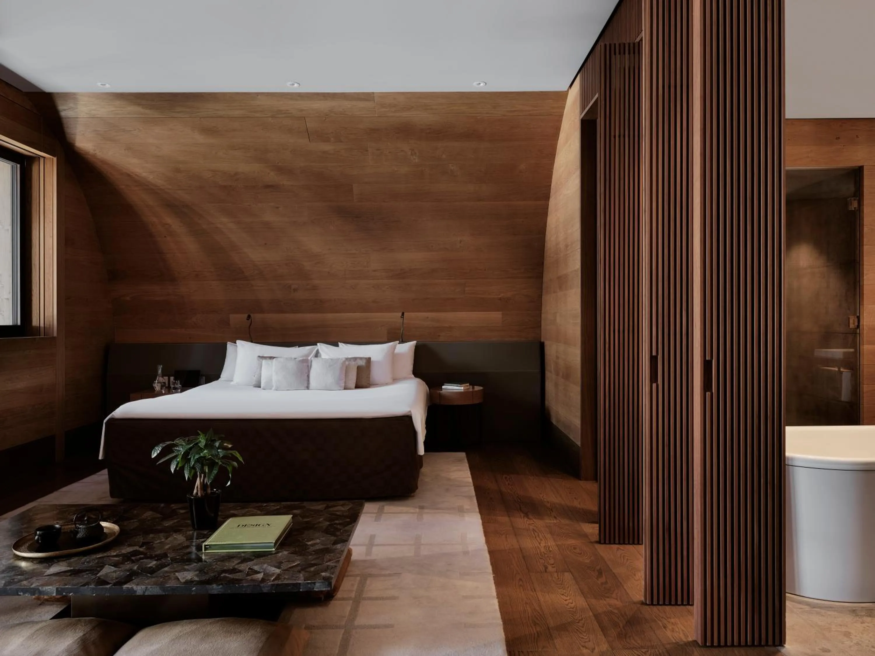 Photo of the whole room, Bed in The Chedi Andermatt