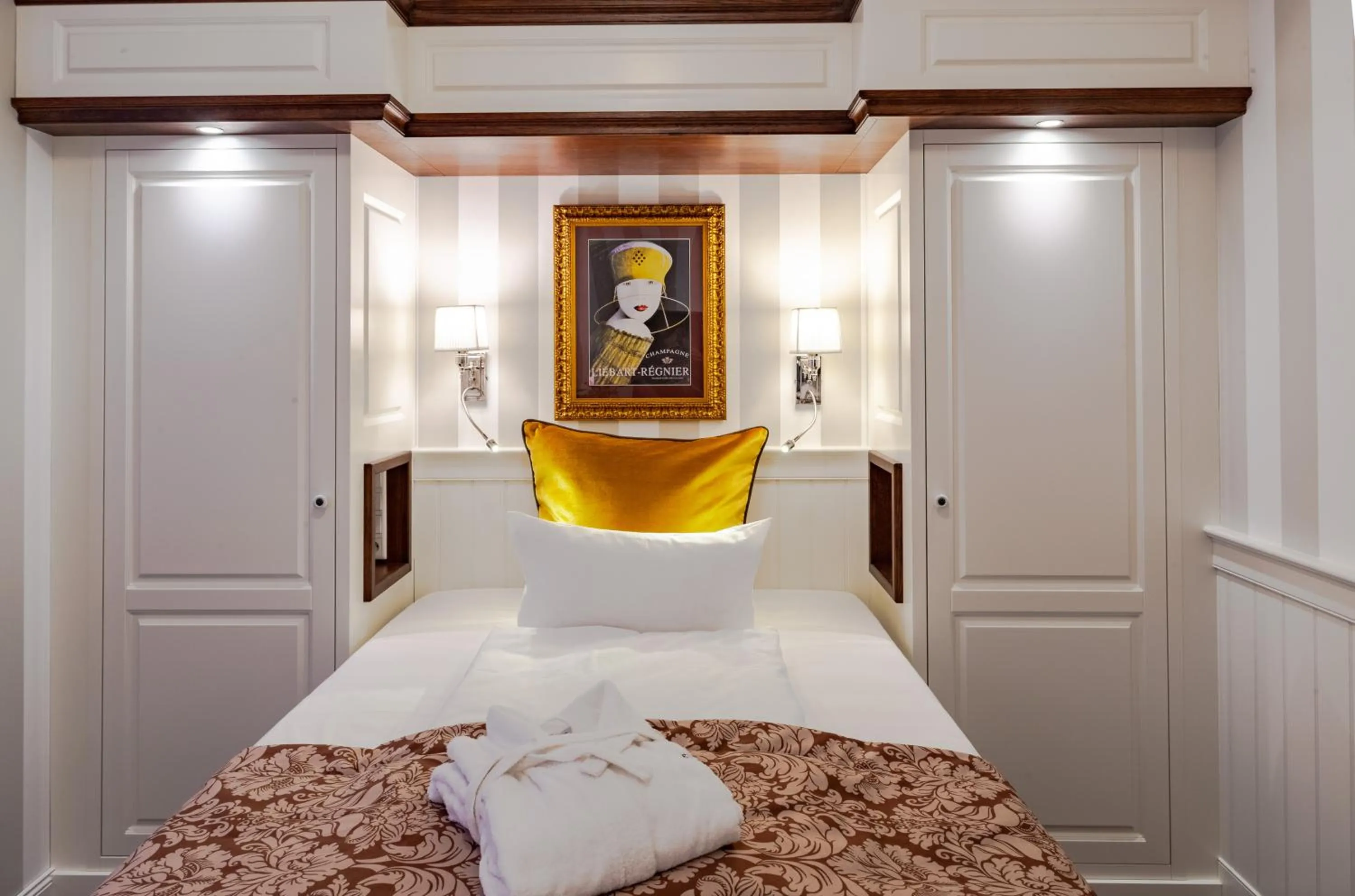 Photo of the whole room, Bed in Europa Hotel Kühlungsborn