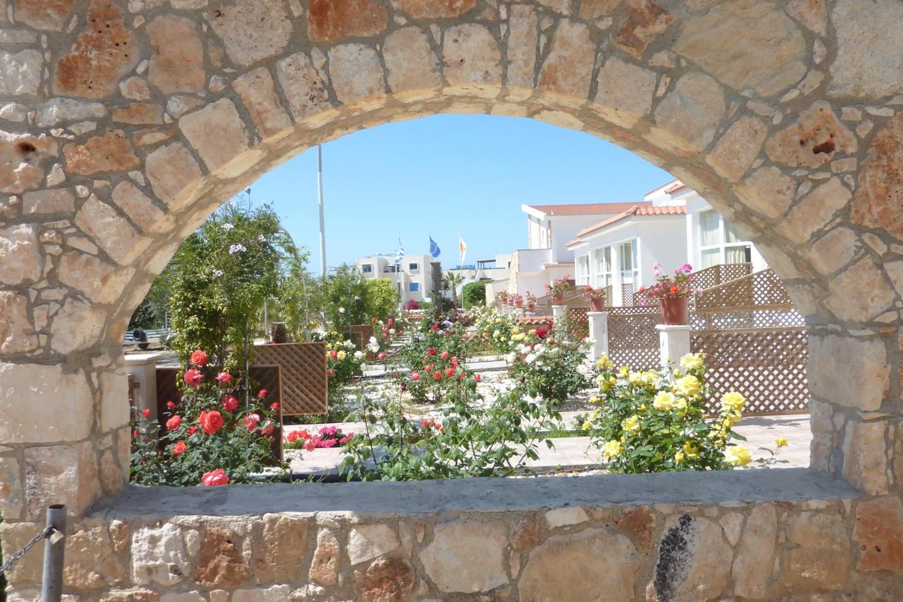 Garden in Eliofos Elegant Maisonettes