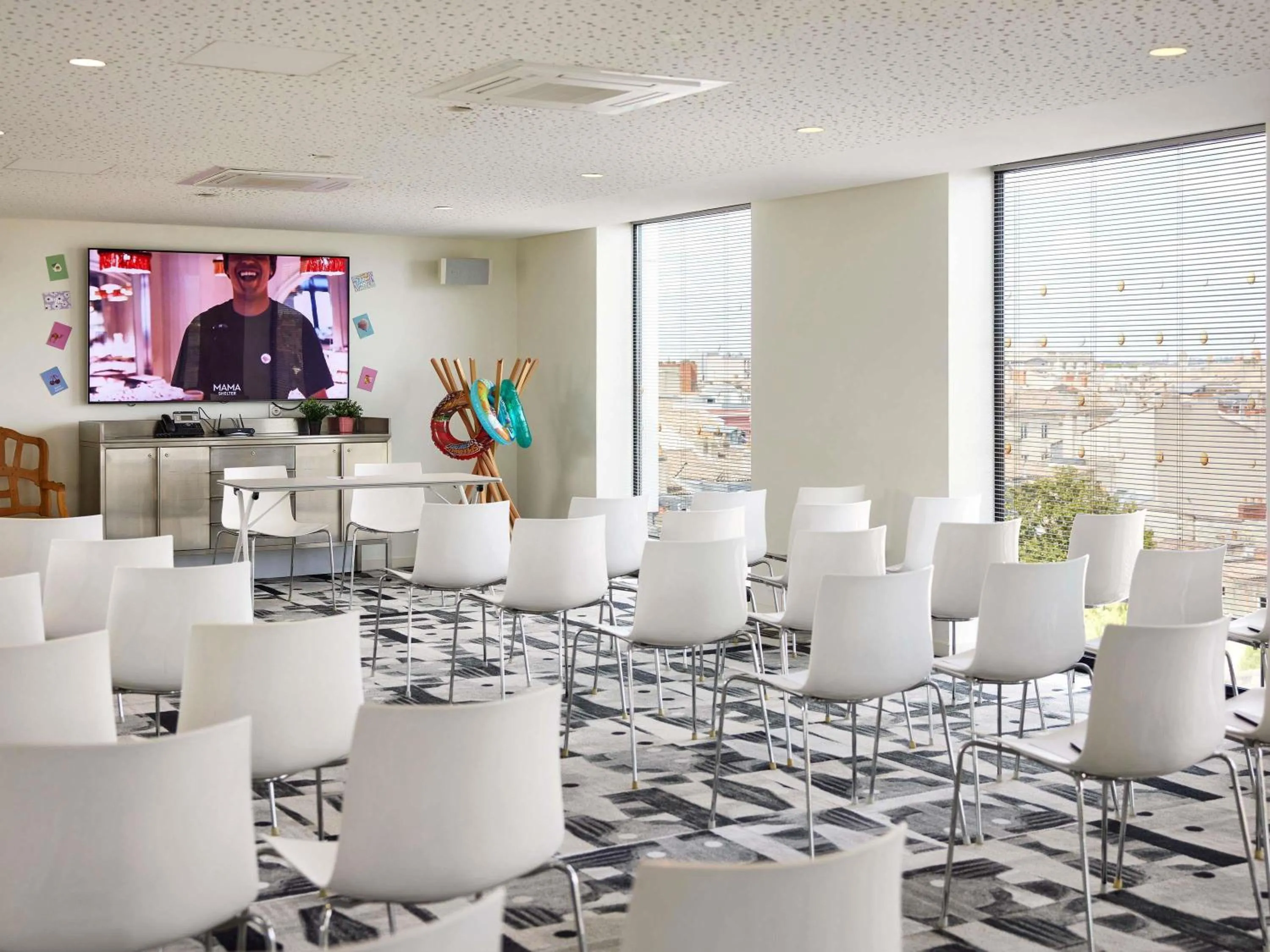 Meeting/conference room in Mama Shelter Bordeaux Centre