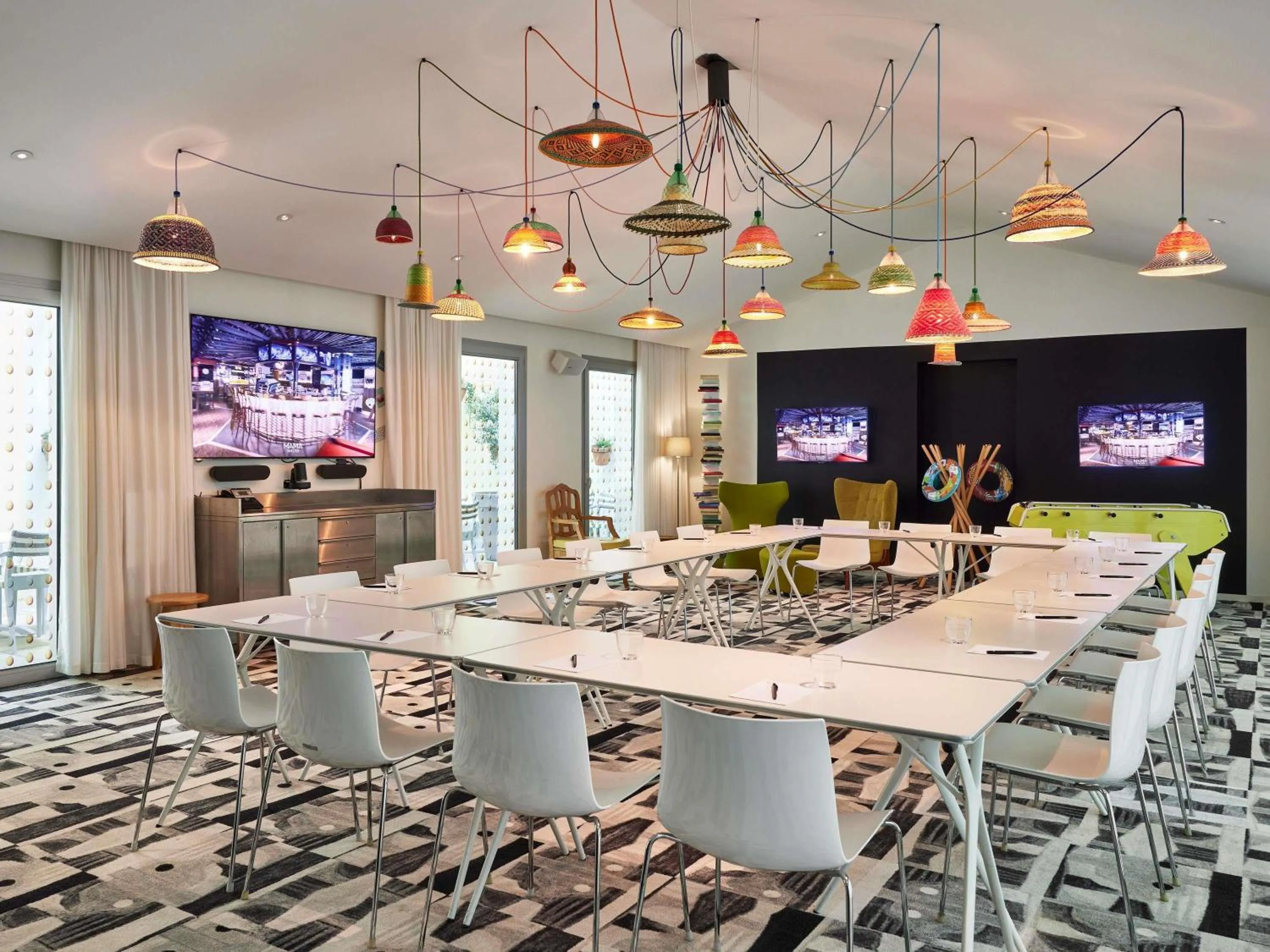 Meeting/conference room in Mama Shelter Bordeaux Centre