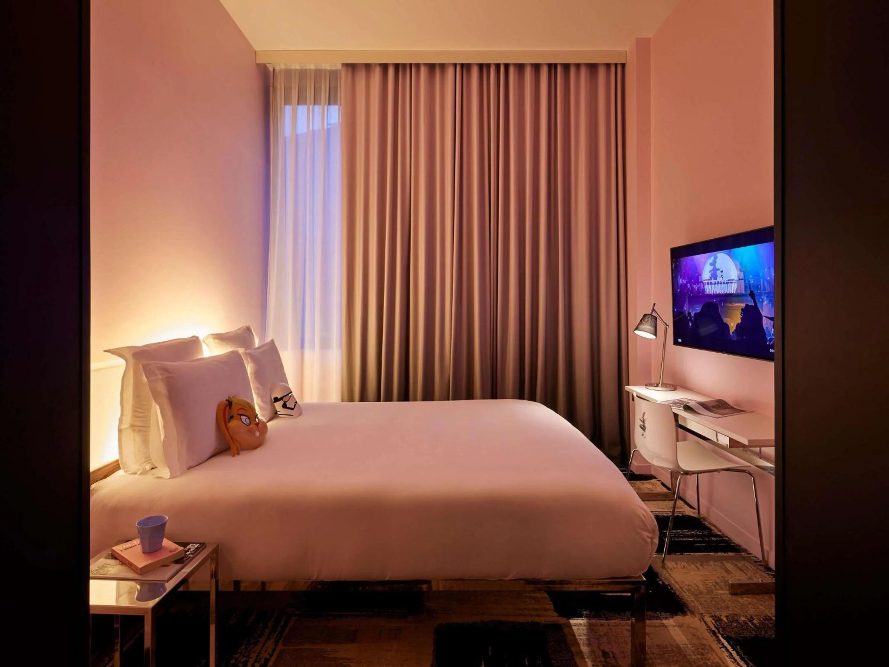 Bedroom, Bed in Mama Shelter Bordeaux Centre