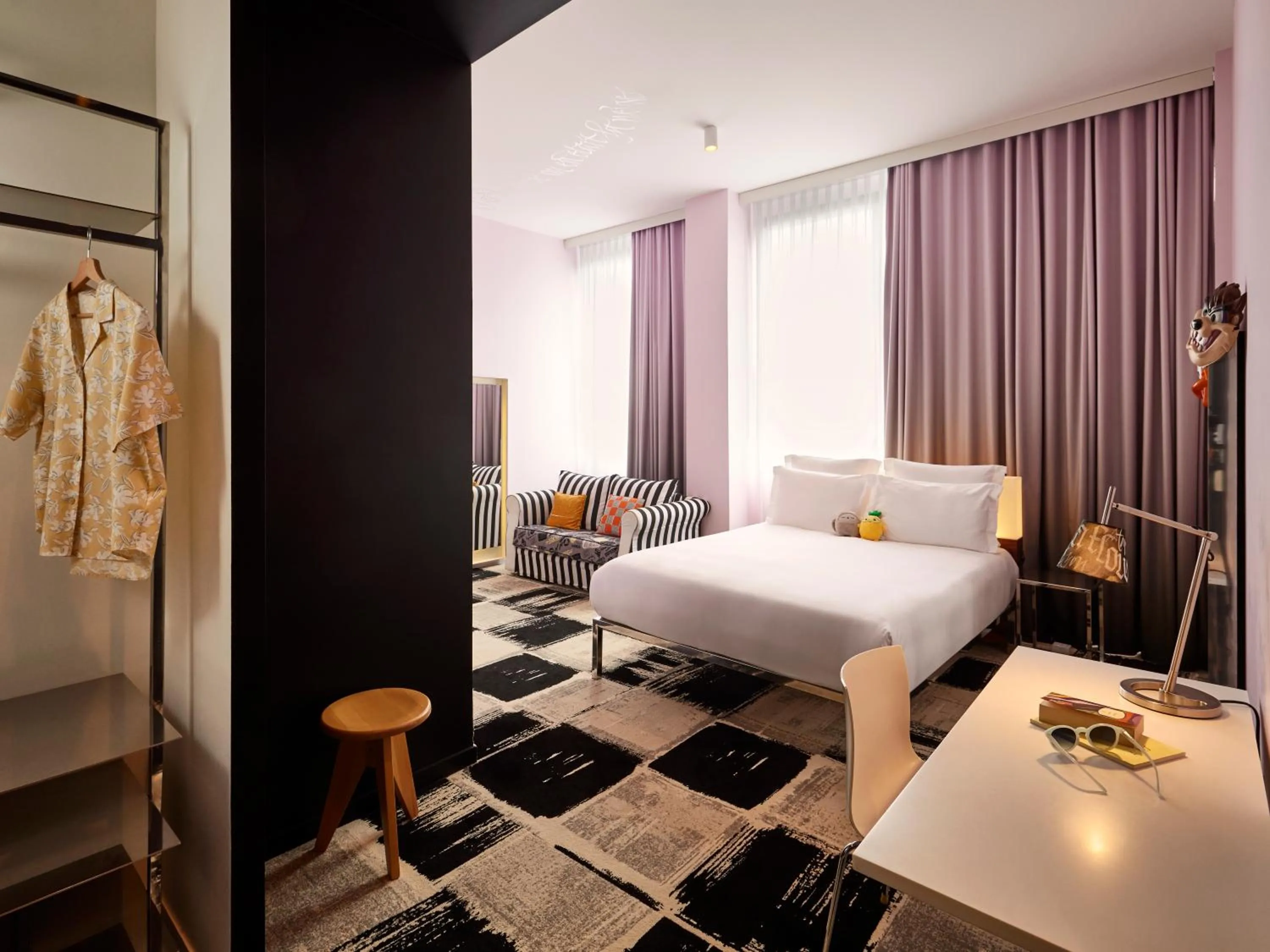 Bed in Mama Shelter Bordeaux Centre