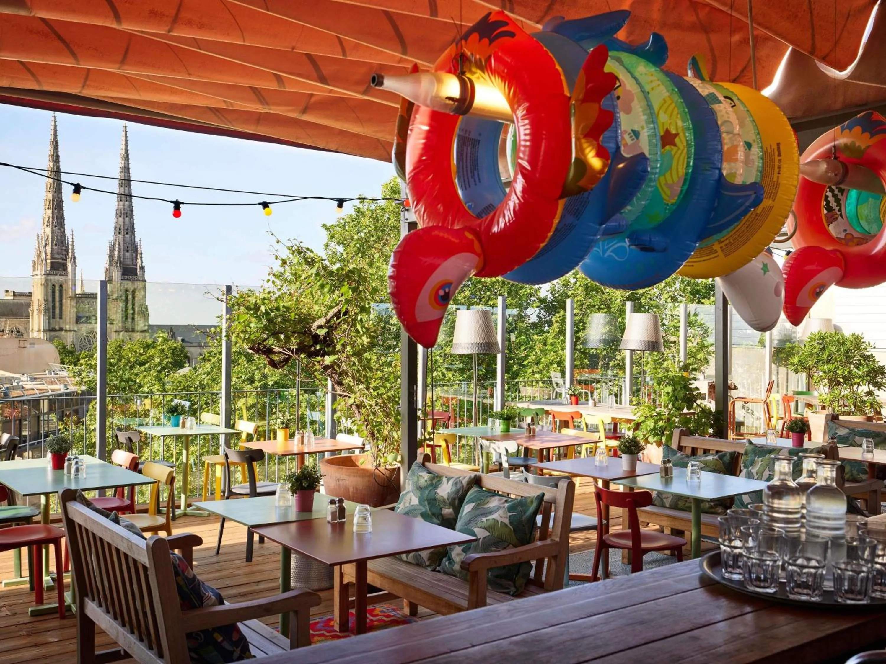 Restaurant/places to eat in Mama Shelter Bordeaux Centre