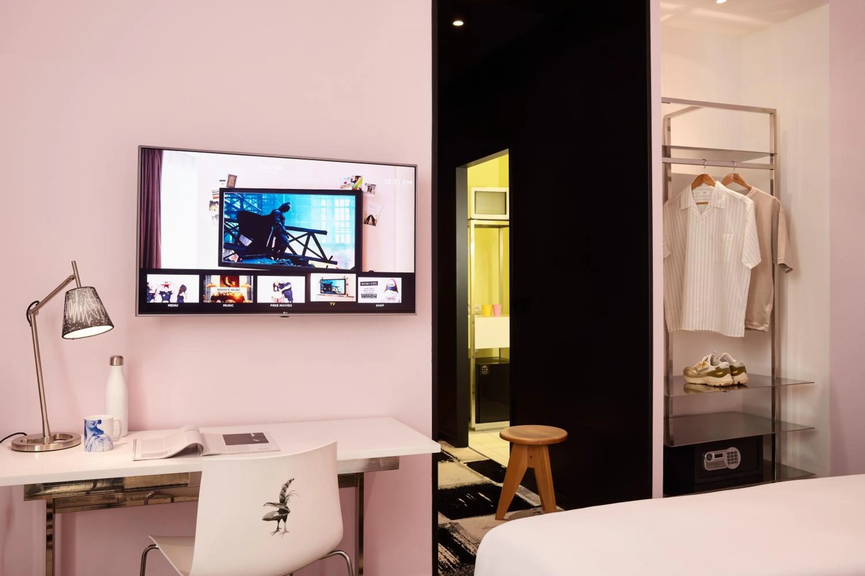 TV and multimedia, Bed in Mama Shelter Bordeaux Centre