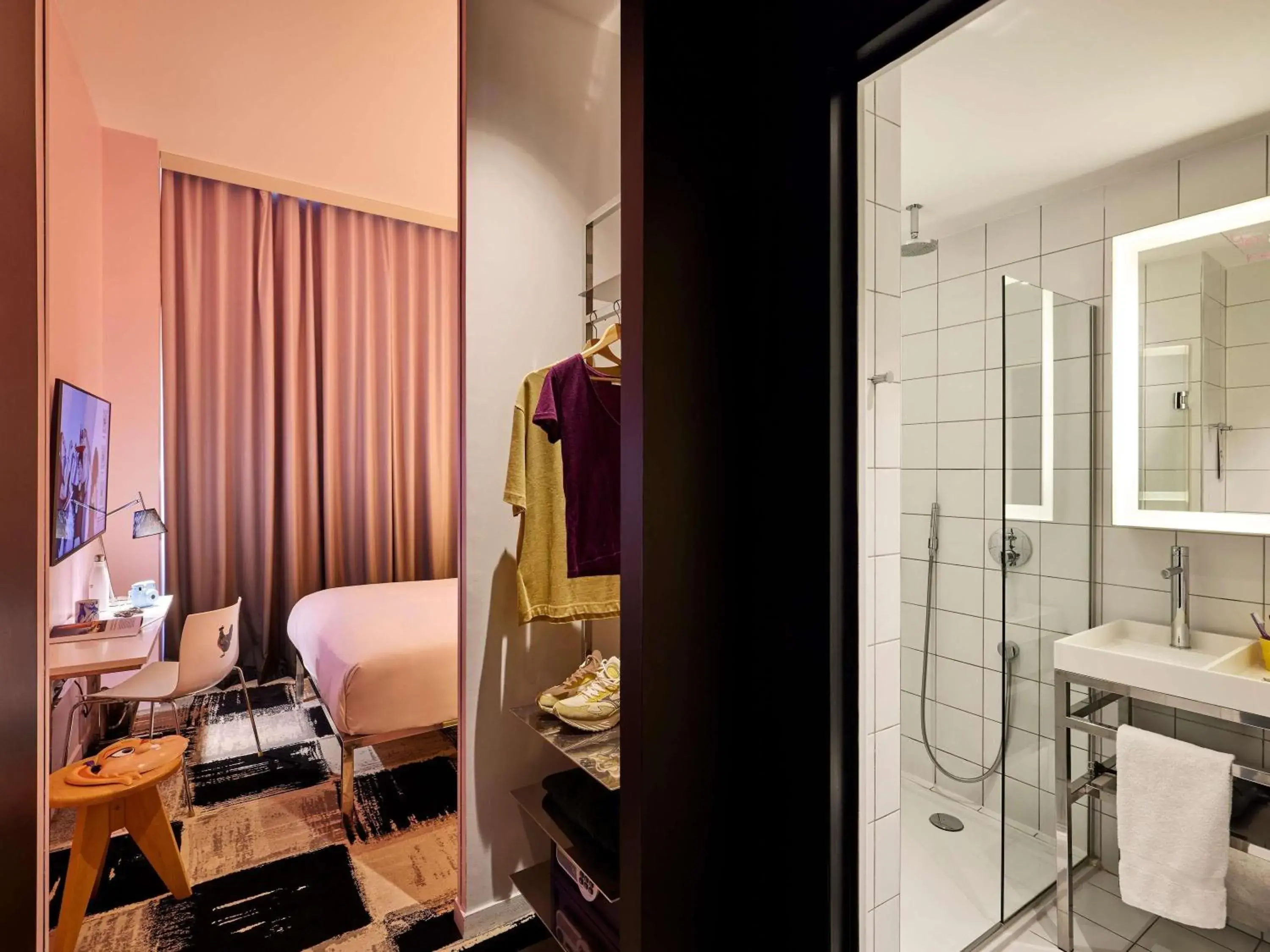 Double Room in Mama Shelter Bordeaux Centre Double Room in Mama Shelter Bordeaux Centre