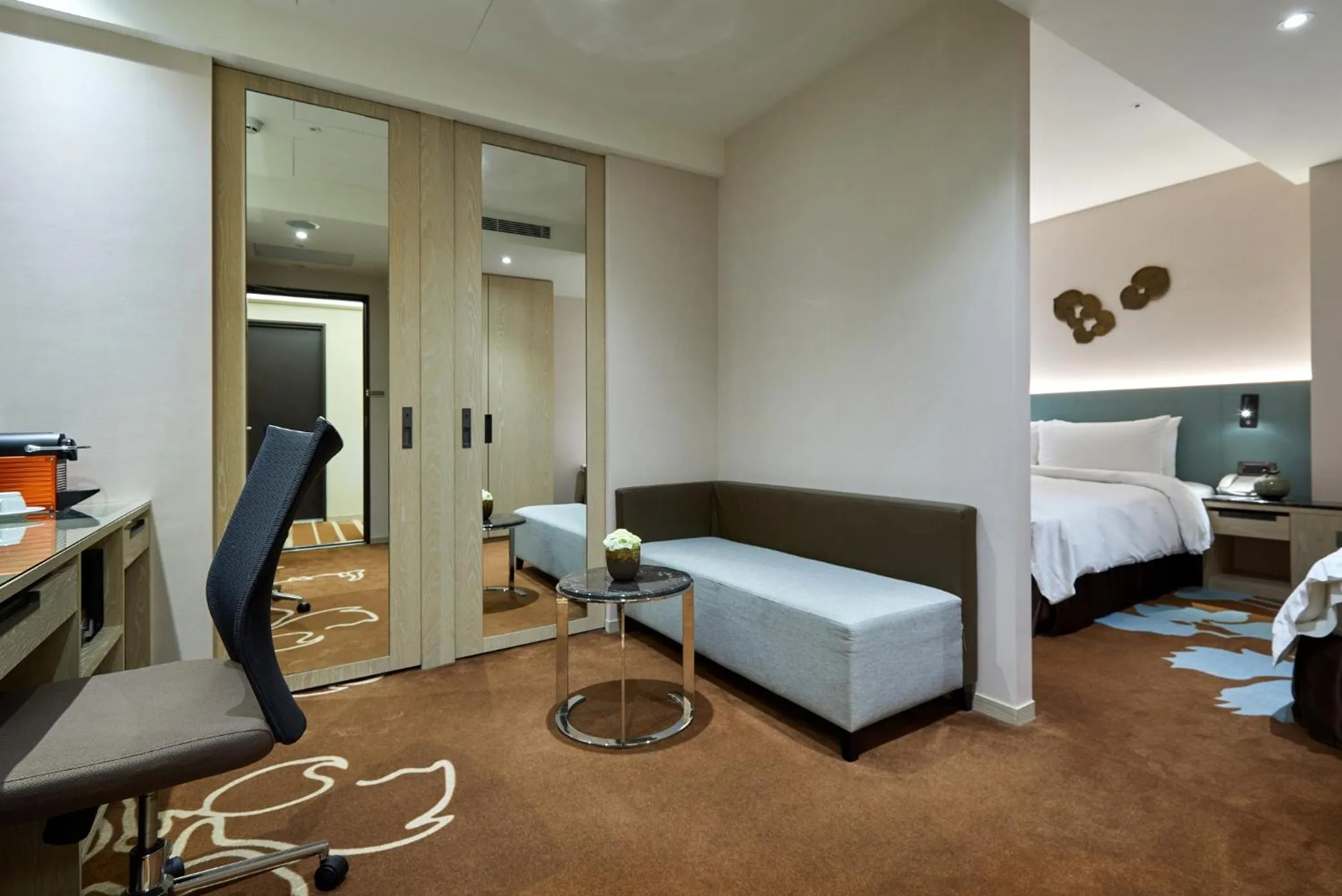 Bed in K Hotel Taipei II