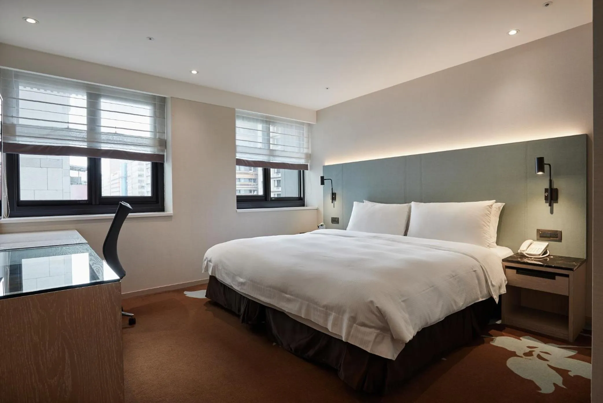 Bed in K Hotel Taipei II