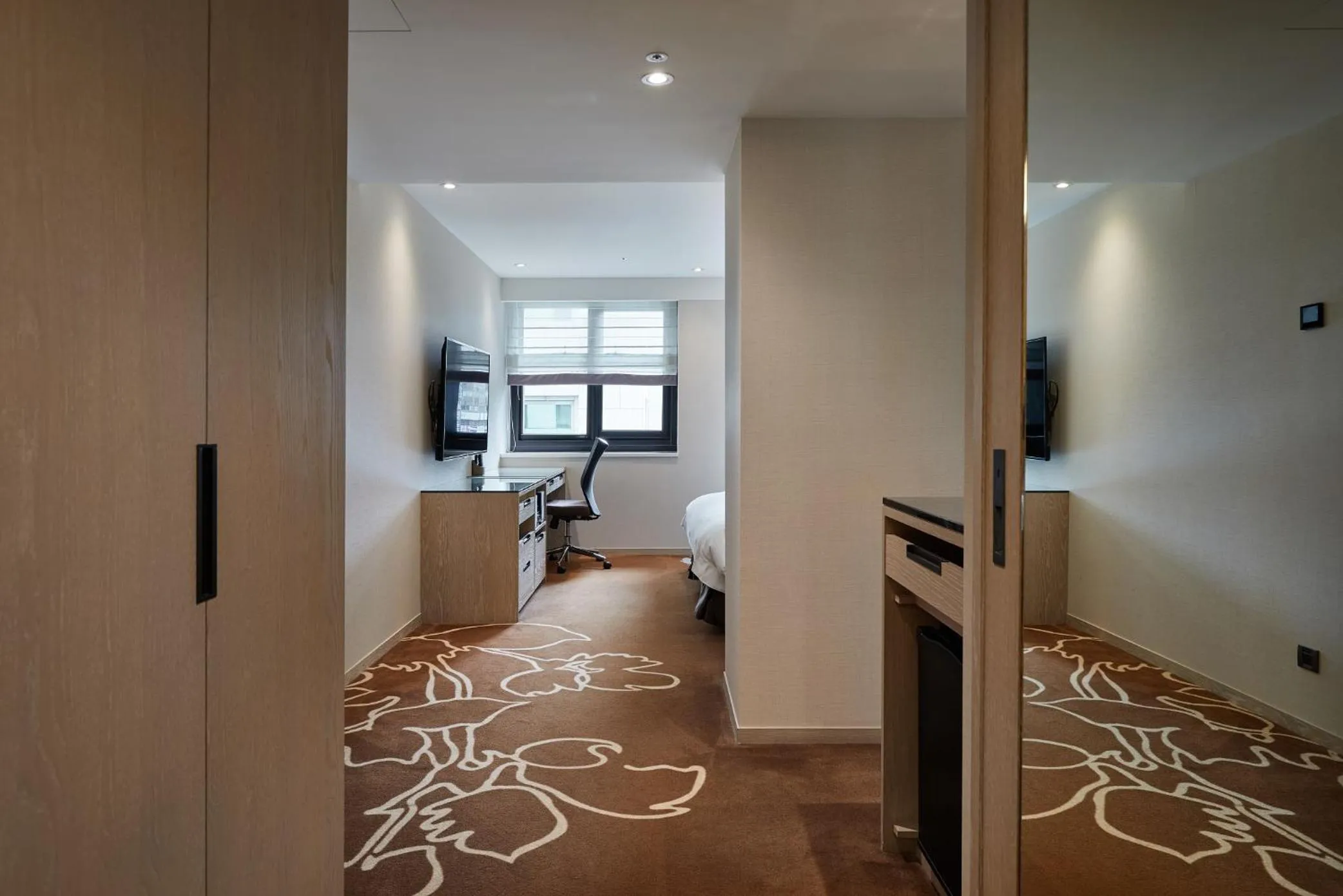 Bed in K Hotel Taipei II