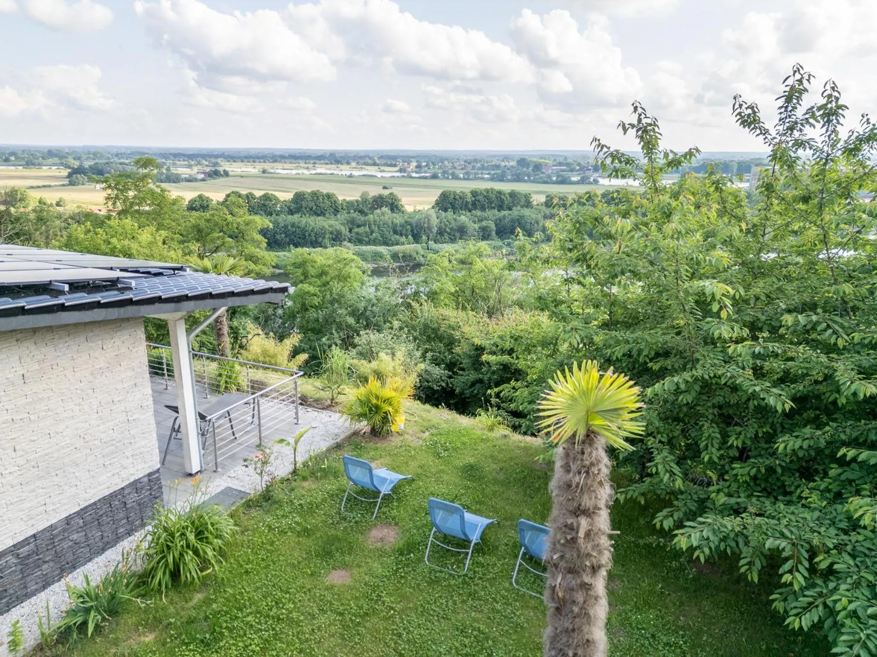 Garden in Hotel Zum Halbmond