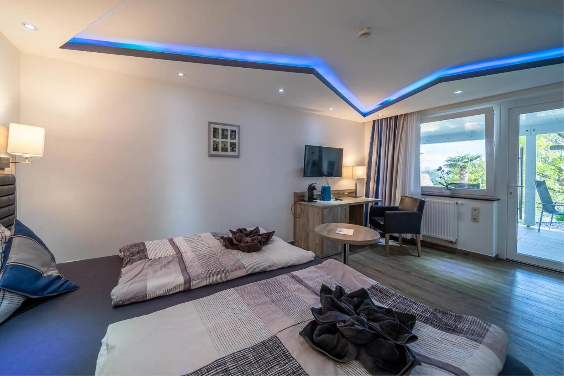 Bed in Hotel Zum Halbmond