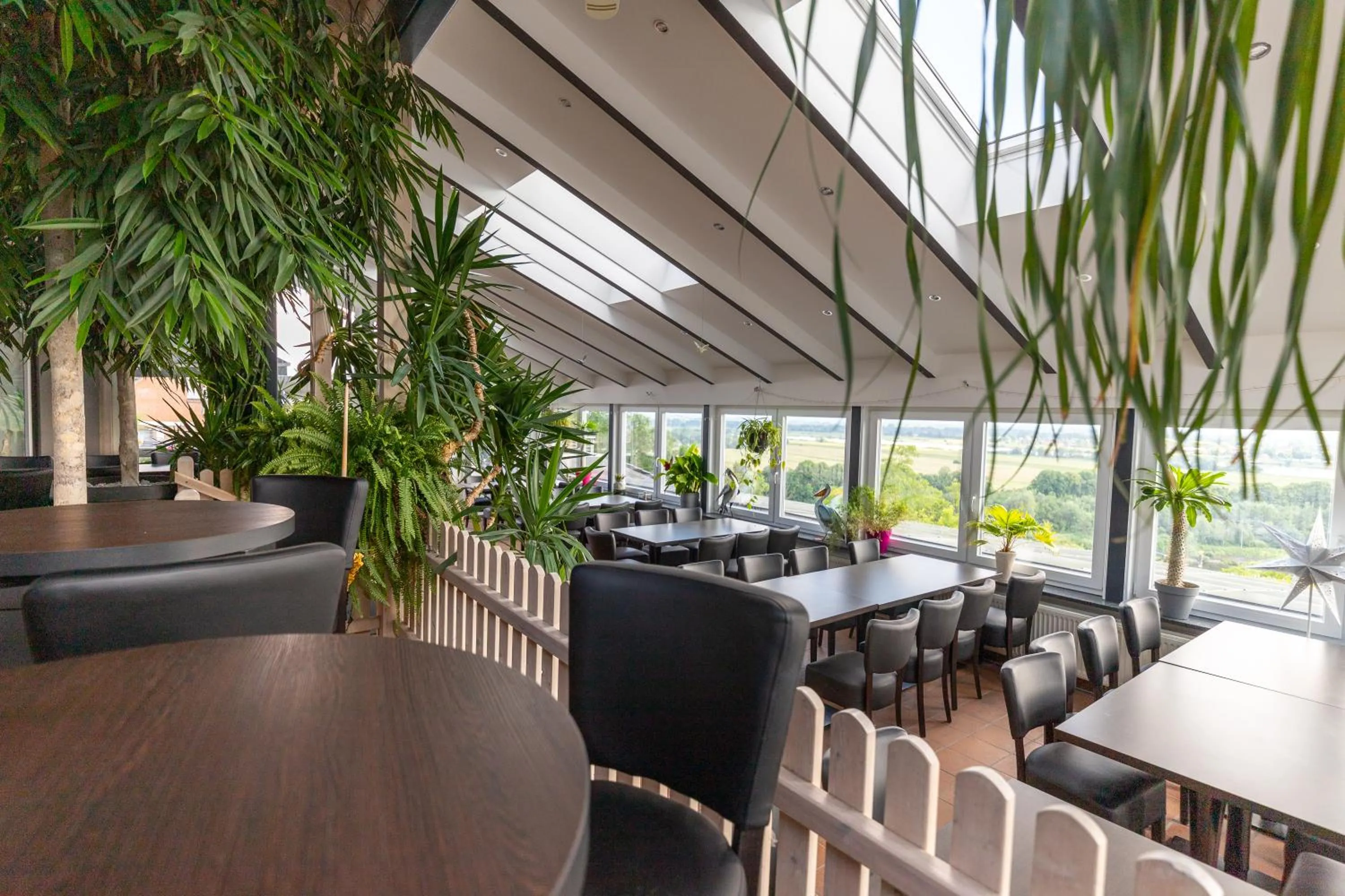 Lobby or reception in Hotel Zum Halbmond