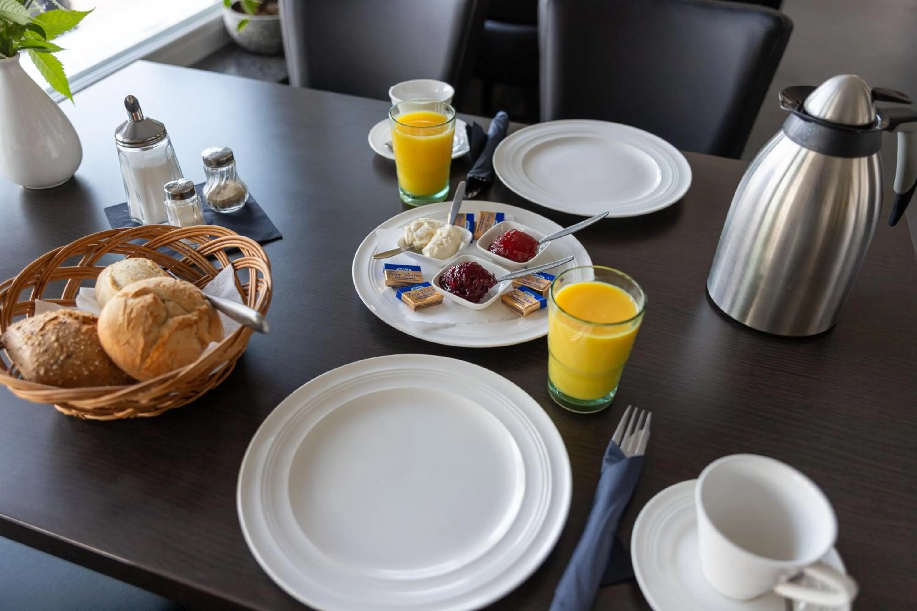 Breakfast in Hotel Zum Halbmond