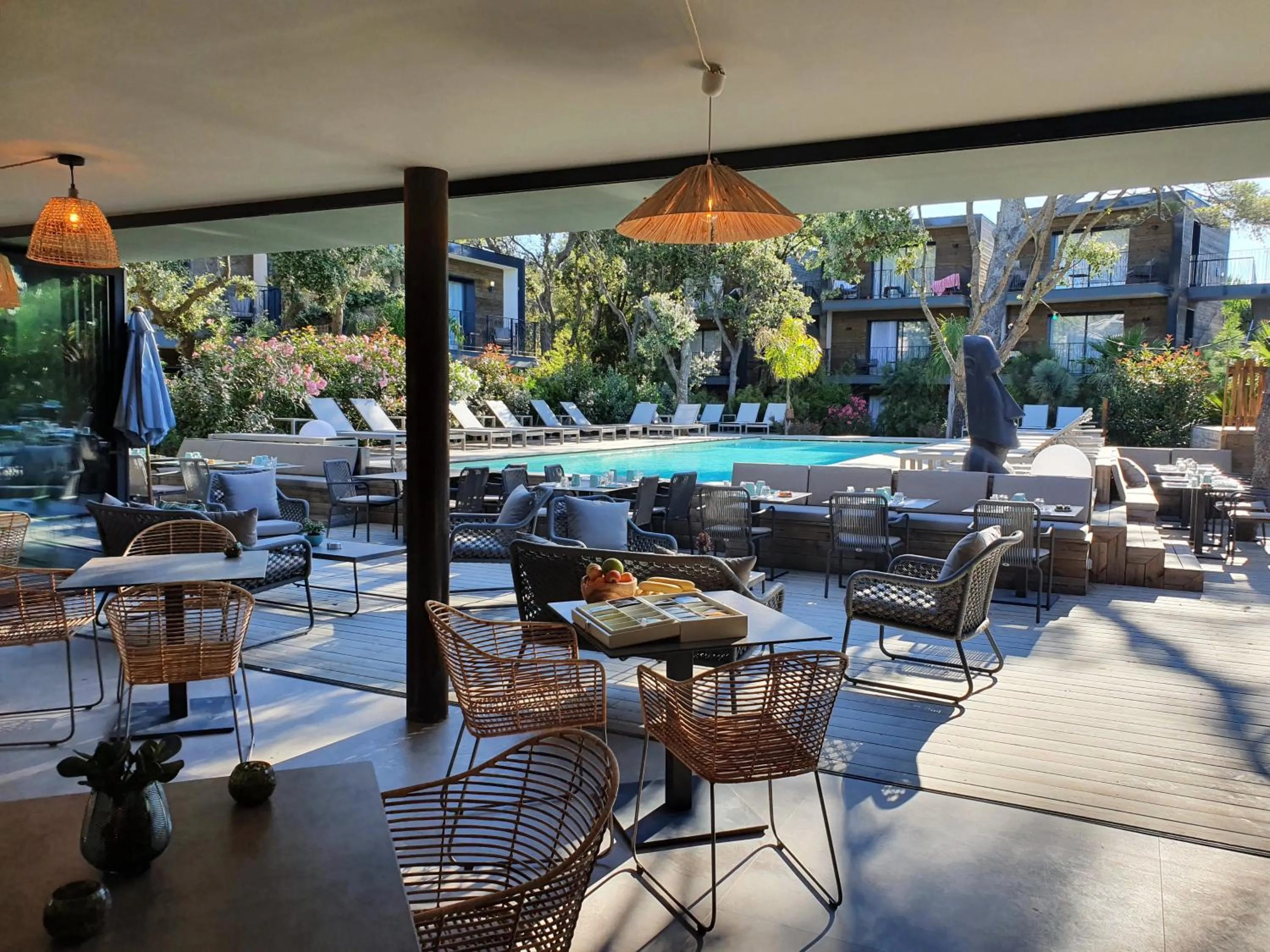 Restaurant/places to eat in Le Lodge des Îles d'Or