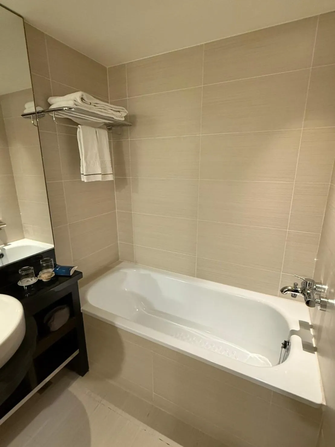 Bath in K Hotel Taipei Dunnan