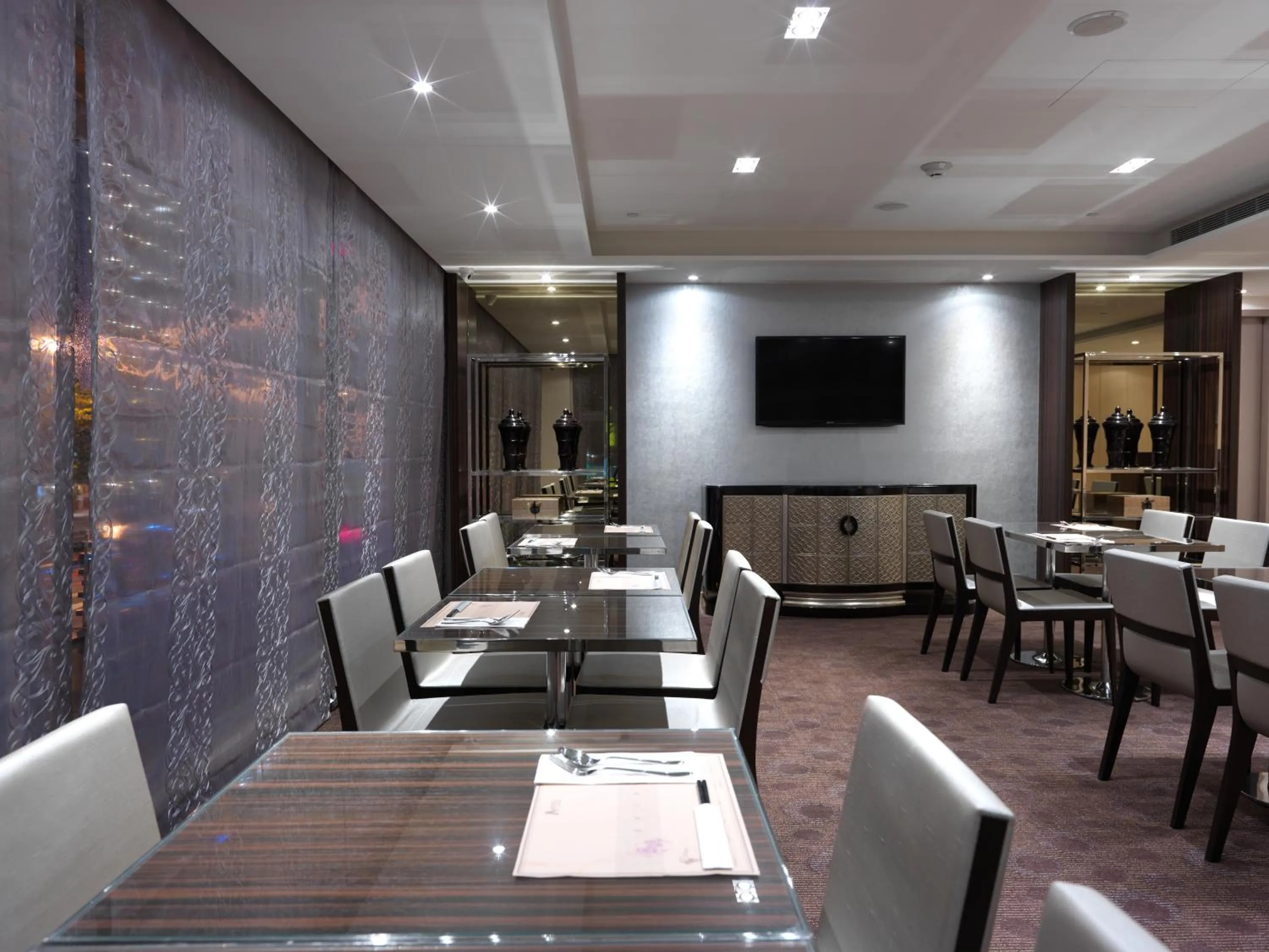 Restaurant/places to eat in K Hotel Taipei Songjiang