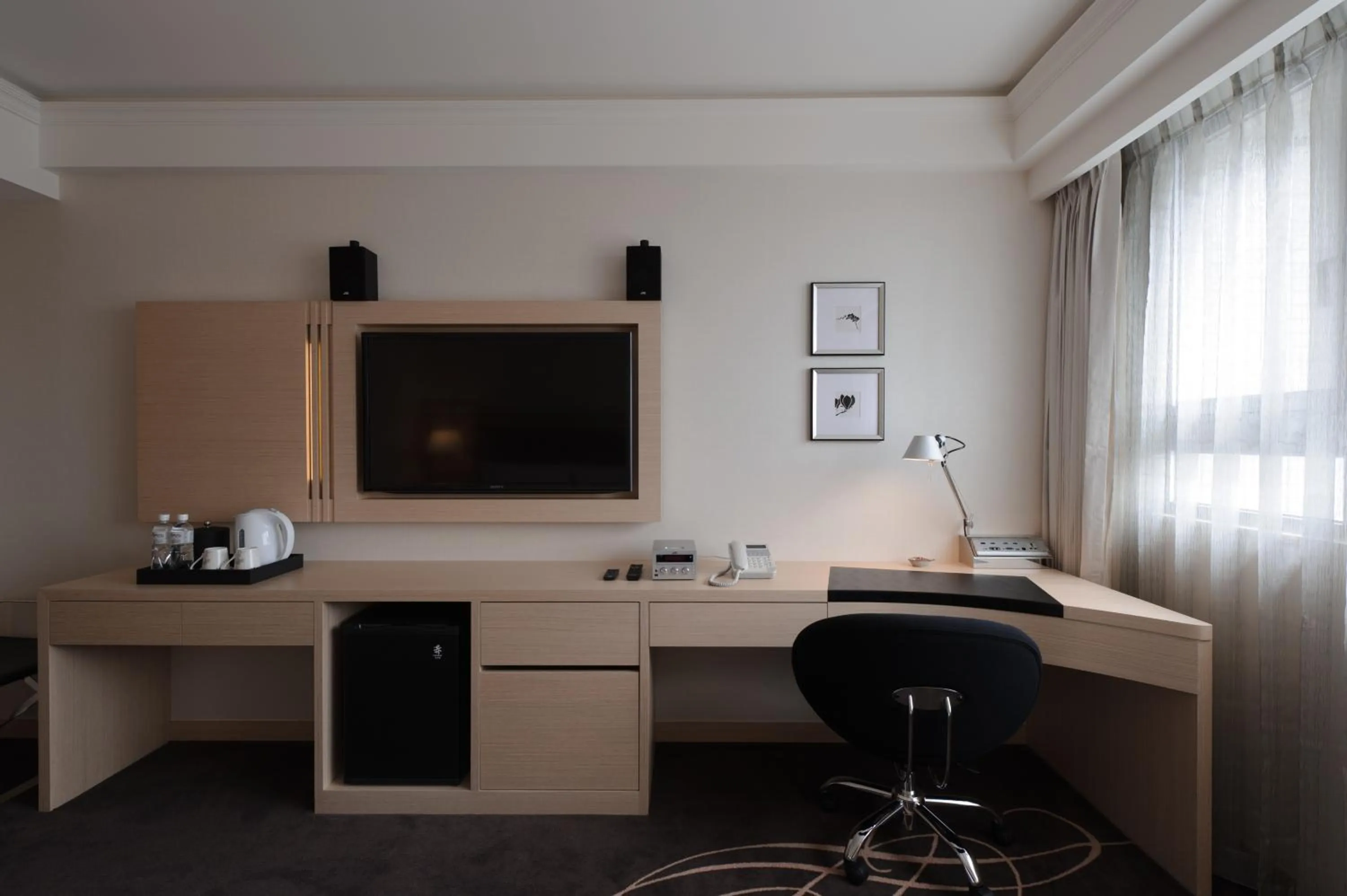 Business Double Room in K Hotel Taipei Songjiang