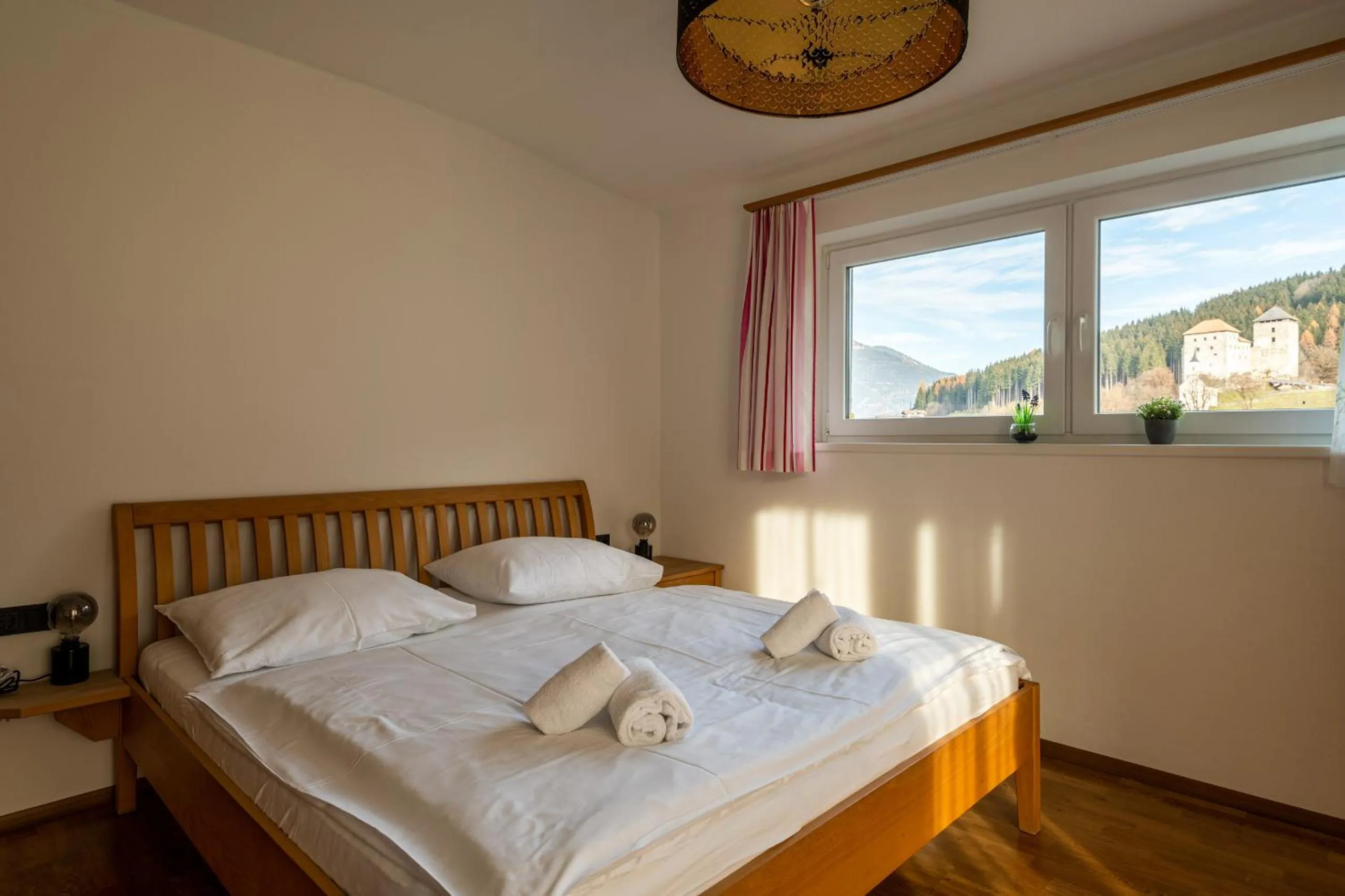 Bed in Elinas Mountain Views