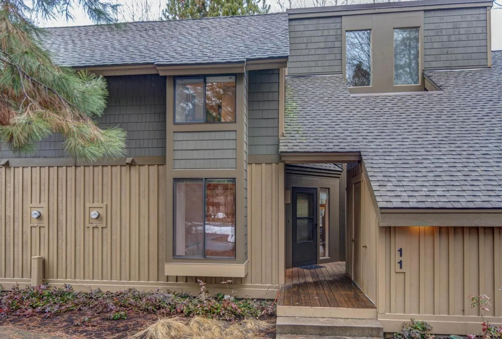 Quelah Condo - Unit 11