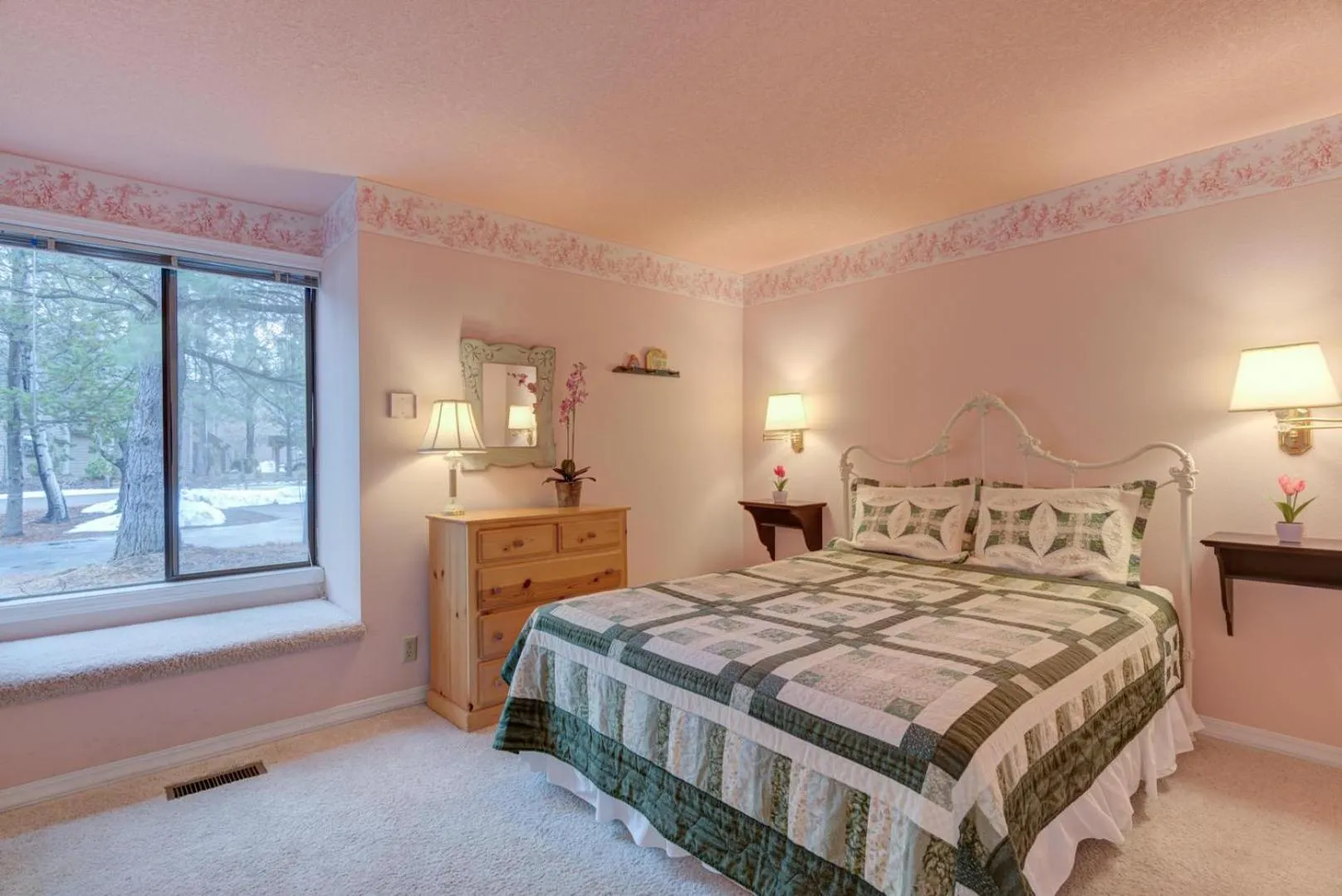 Bed in Quelah Condo - Unit 11