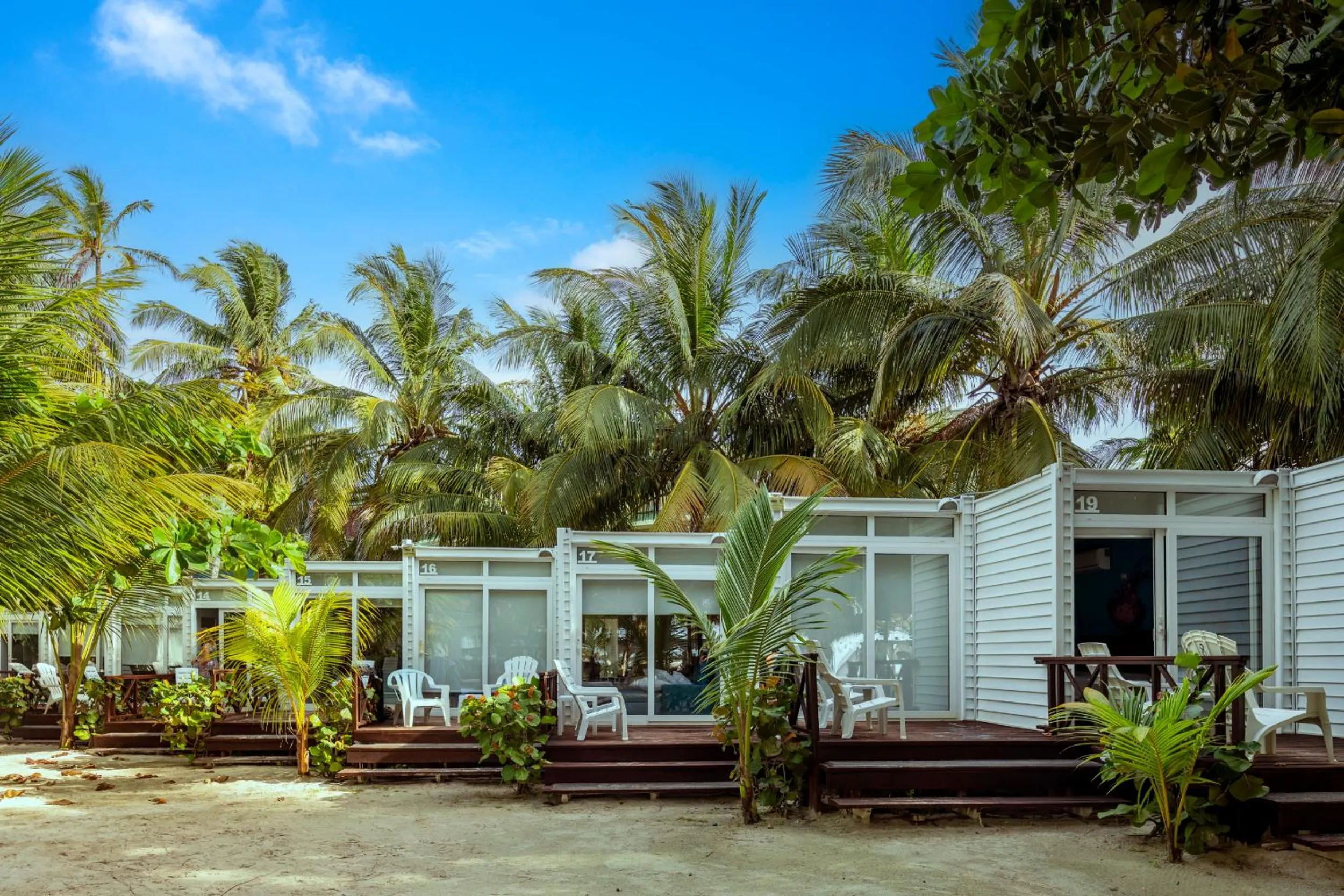 Property building in Hotel Reina del Mar By Dorado