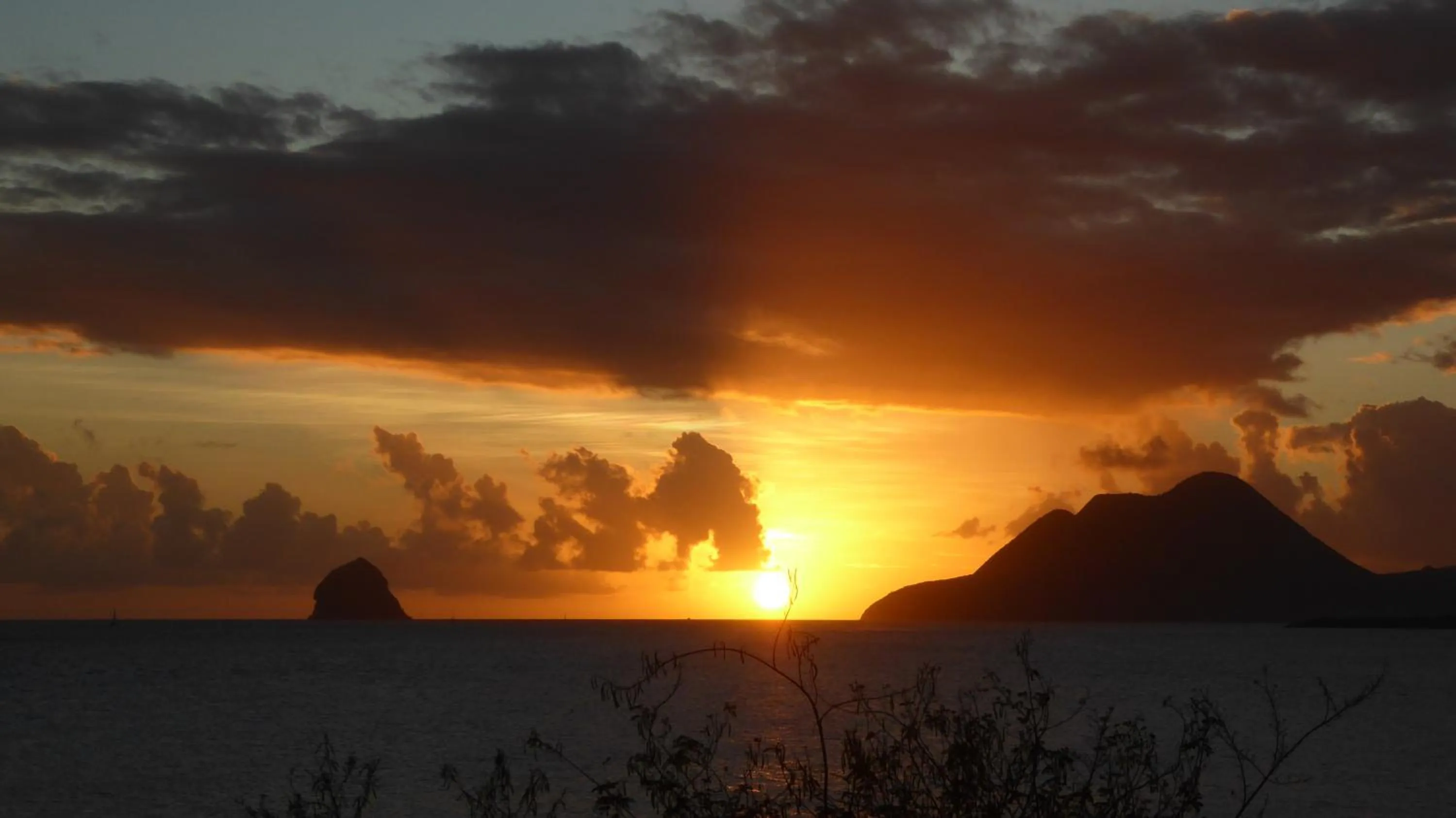 Restaurant/places to eat in Hôtel Iloma