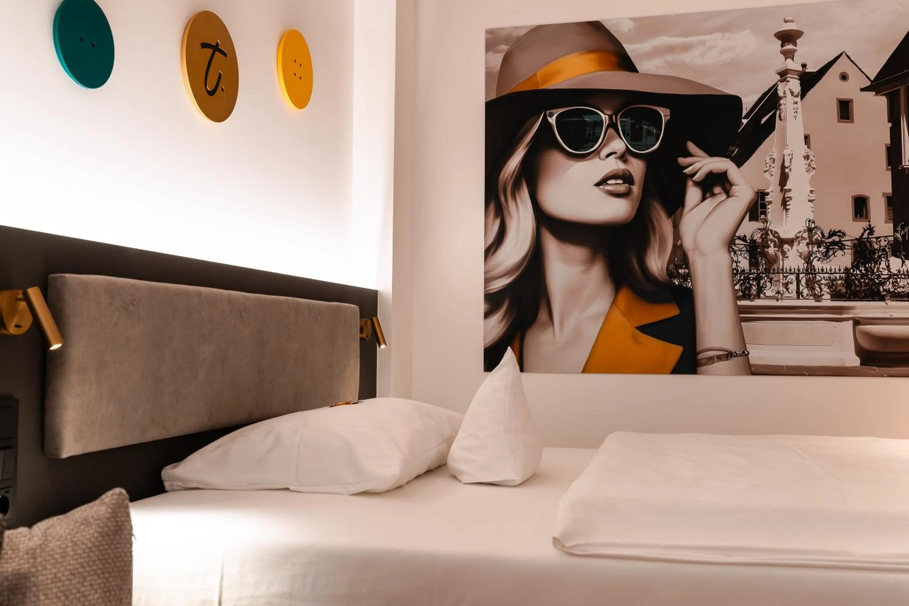 Bedroom, Bed in Hotel Am Triller - Hotel & Serviced Apartments