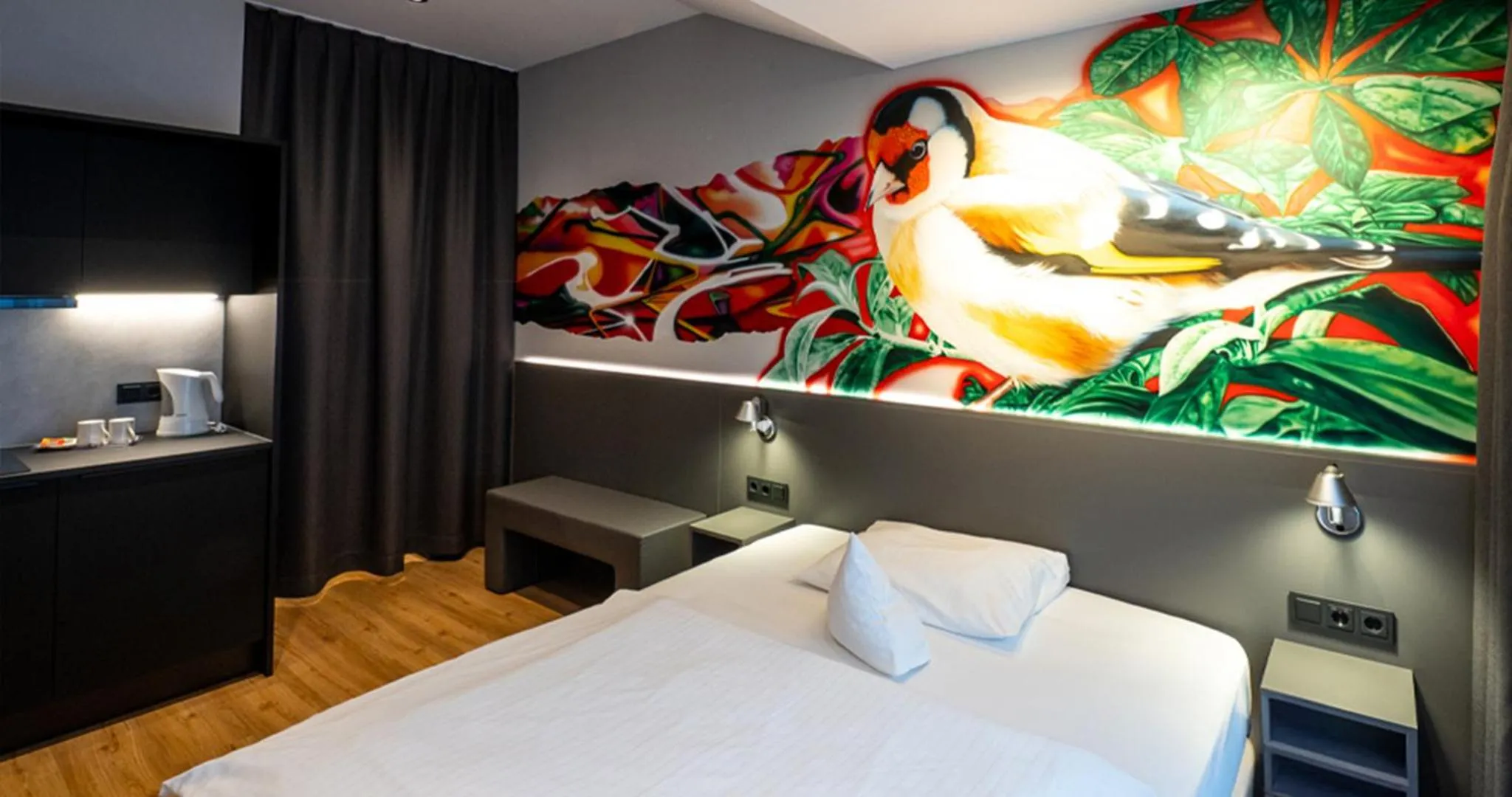 Photo of the whole room, Bed in Hotel Am Triller - Hotel & Serviced Apartments