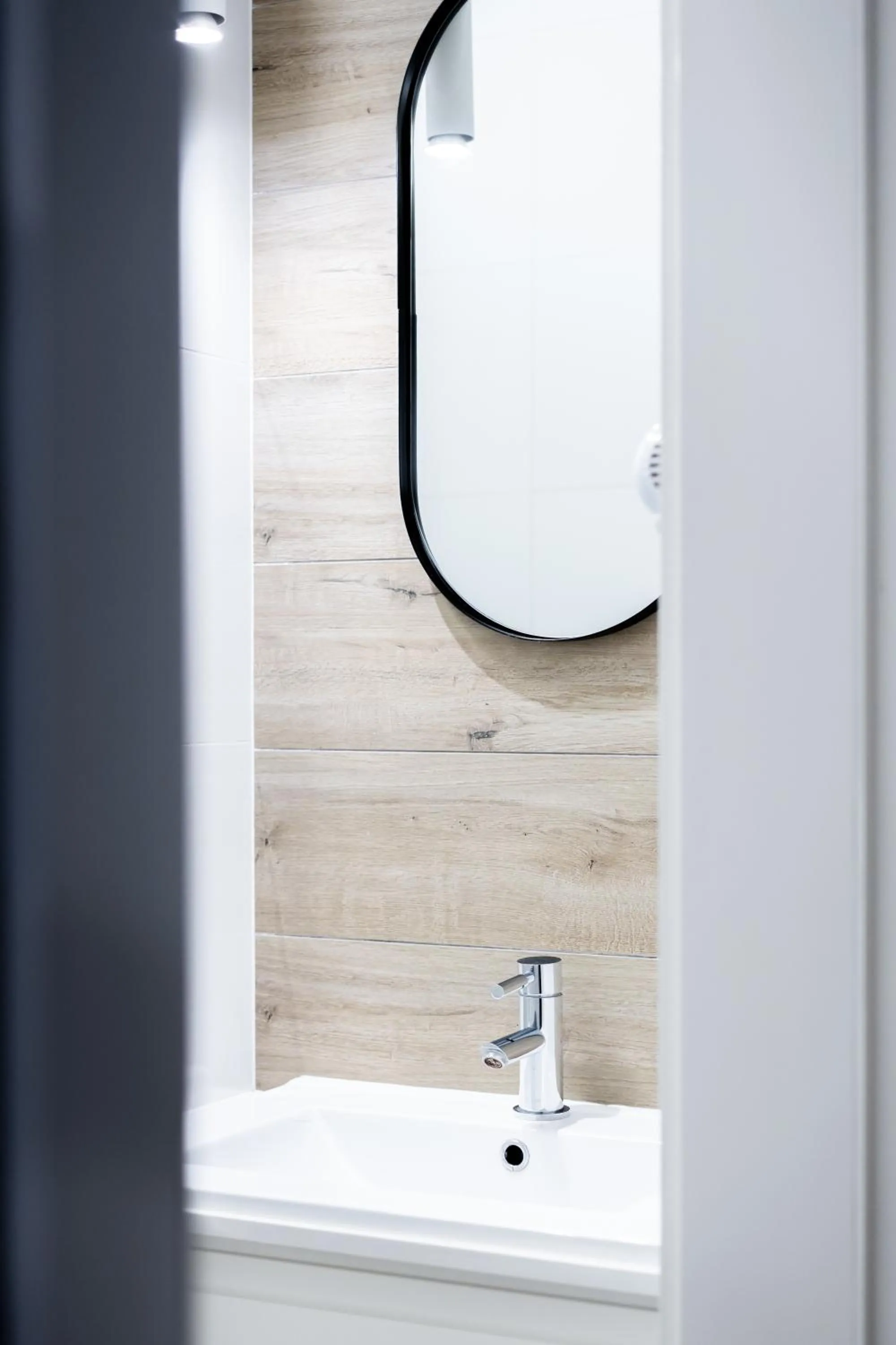 Bathroom in Aparthotel przy Bulwarze by Rentoom