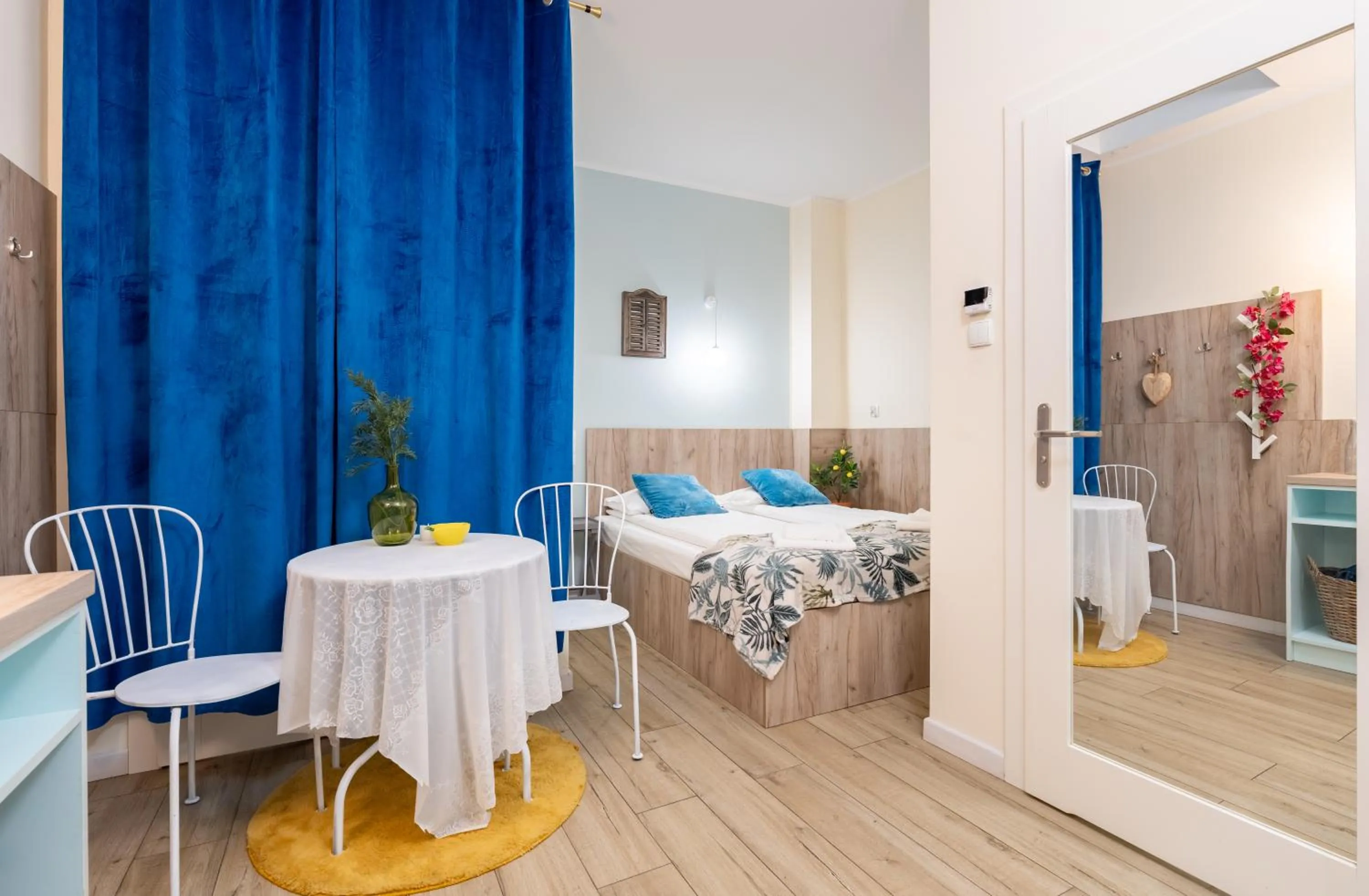 Bedroom, Bed in Aparthotel przy Bulwarze by Rentoom