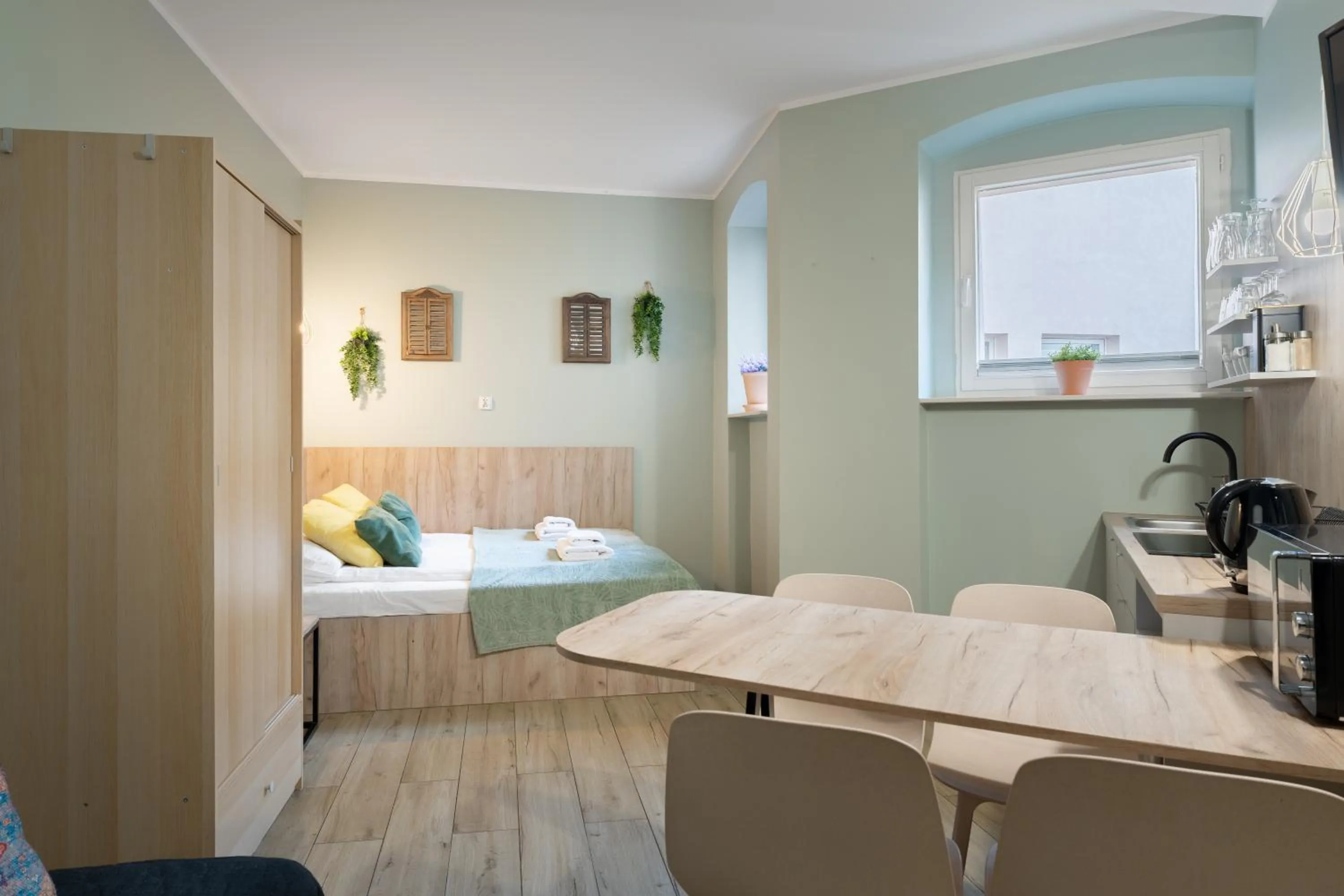 Living room, Bed in Aparthotel przy Bulwarze by Rentoom