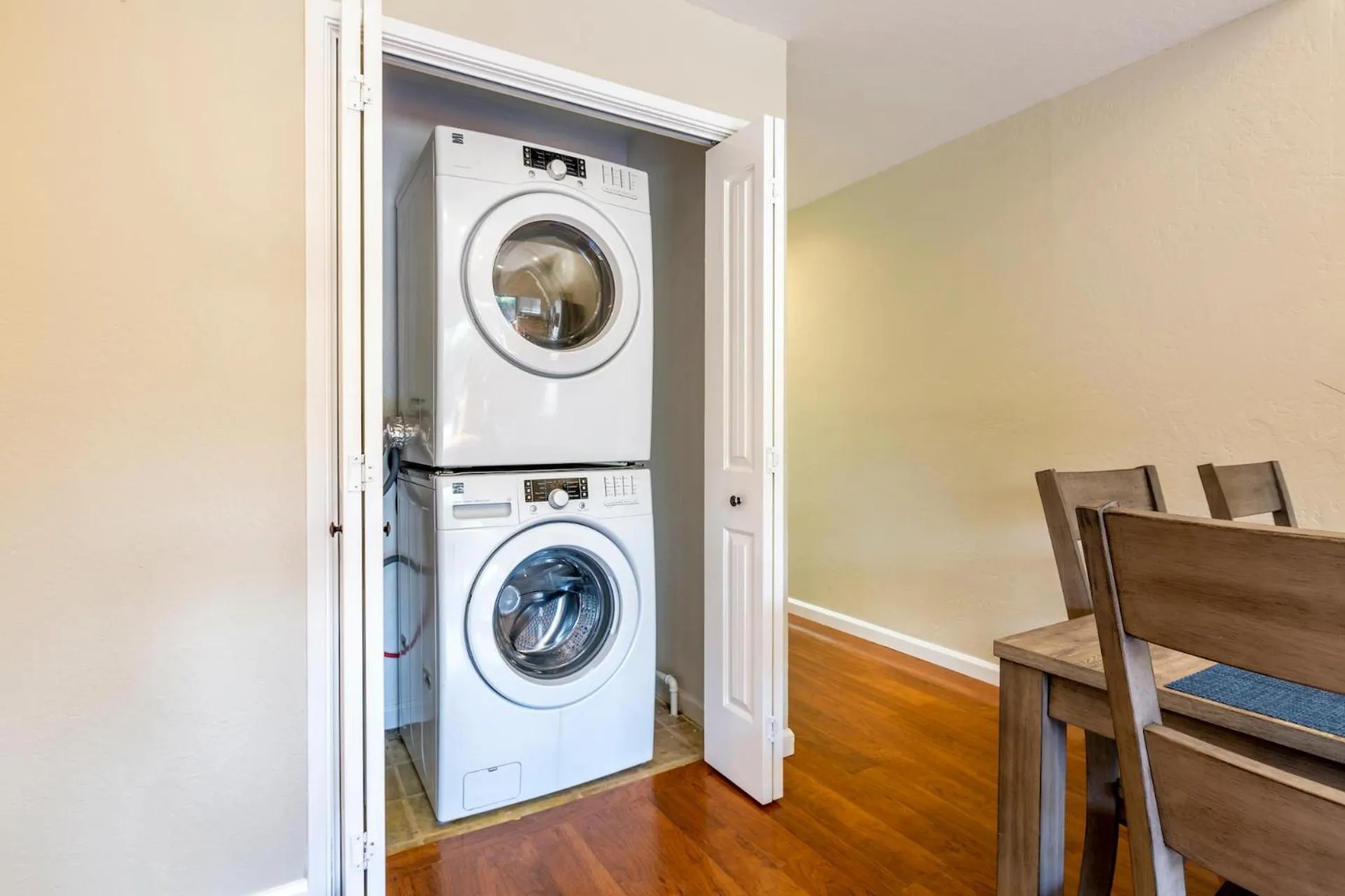 Dining area in @ Marbella Lane 6BR Duplex in Downtown San Jose
