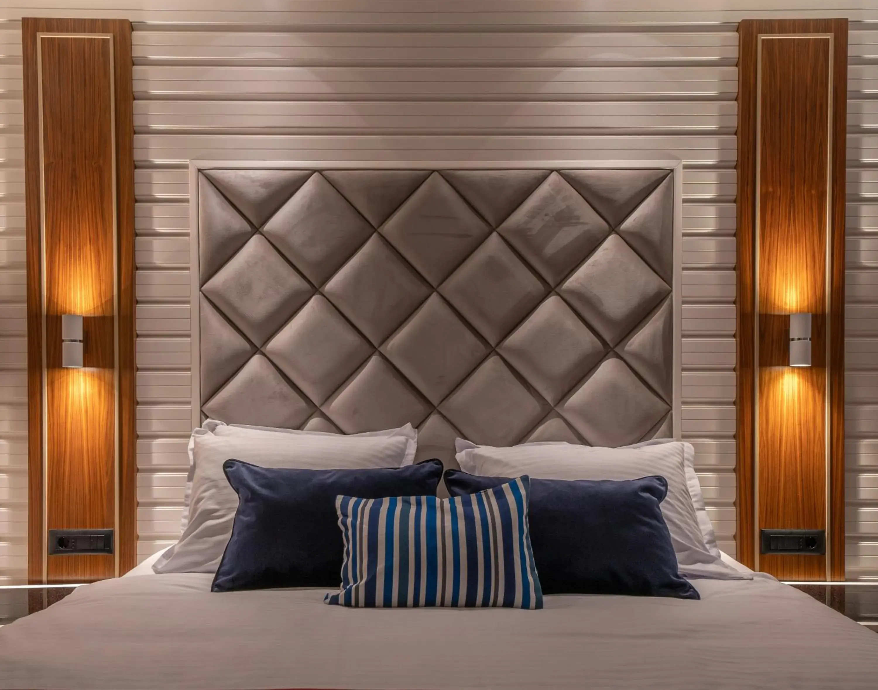 Deluxe Double Room with Balcony and Sea View in Boutique Hotel R Palazzo Deluxe Double Room with Balcony and Sea View in Boutique Hotel R Palazzo