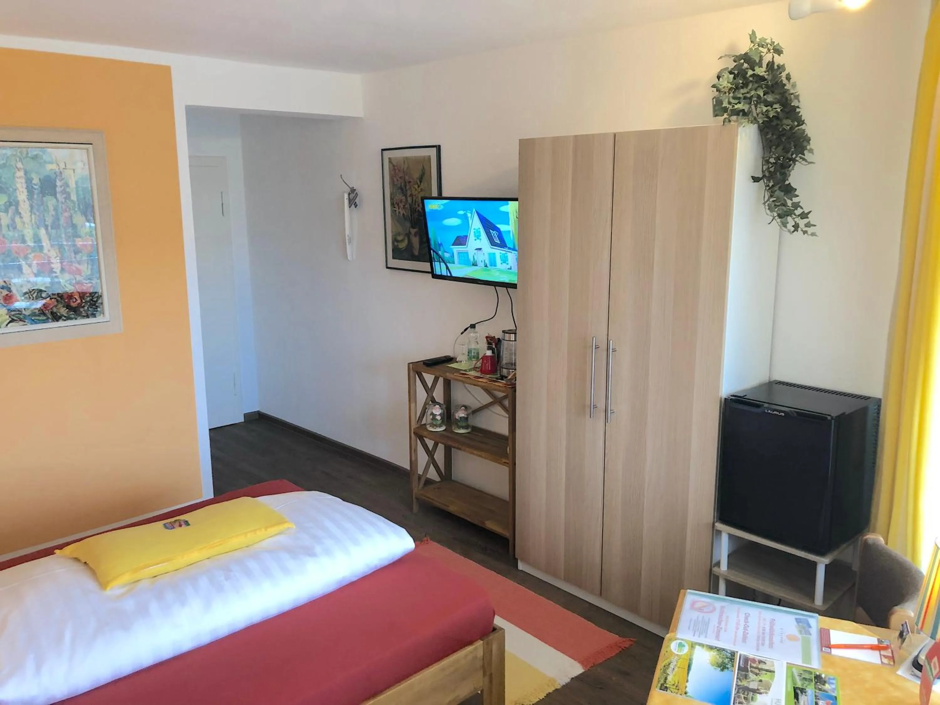 TV and multimedia, Bed in Haus am Kurpark