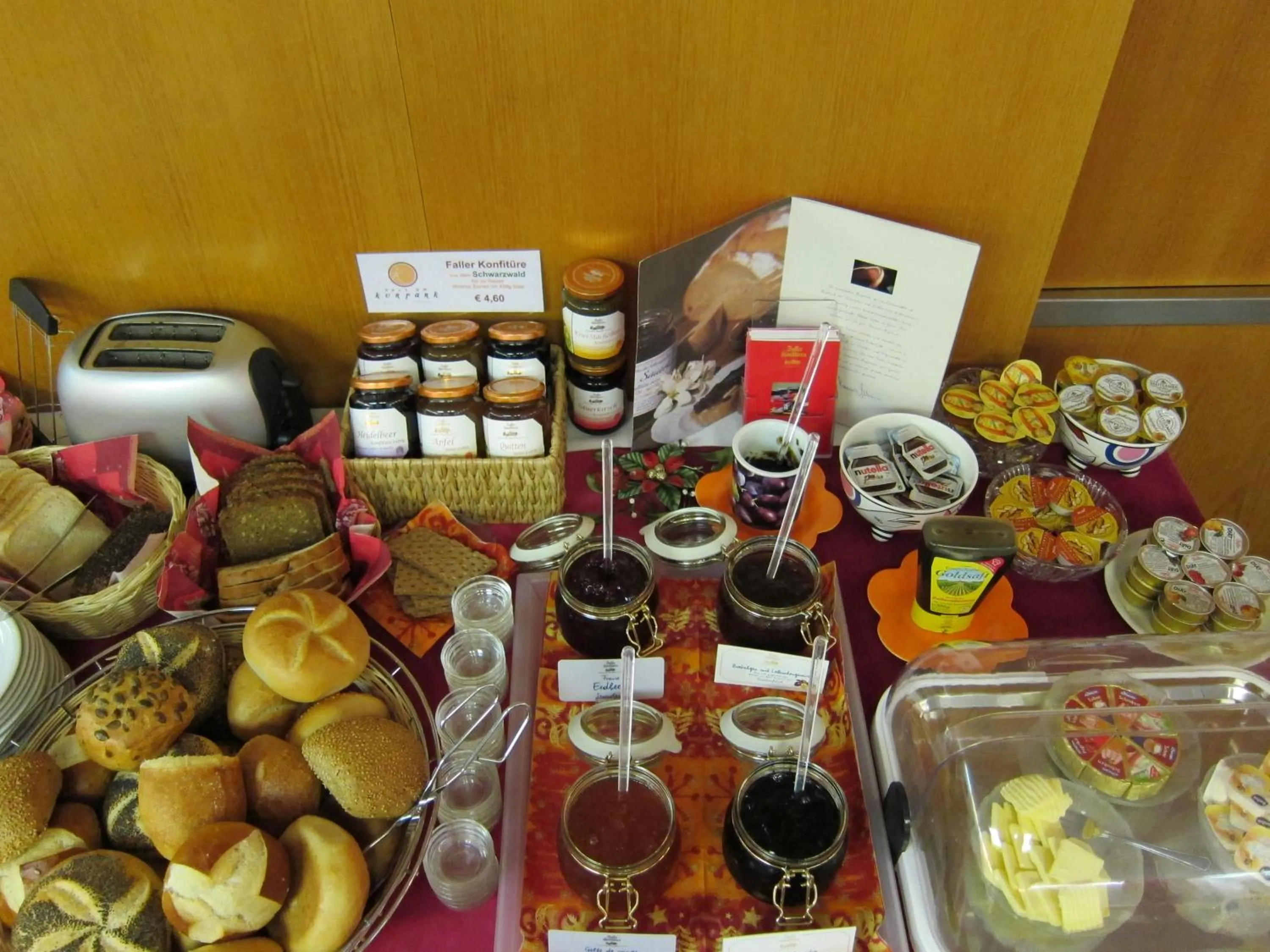 Buffet breakfast in Haus am Kurpark