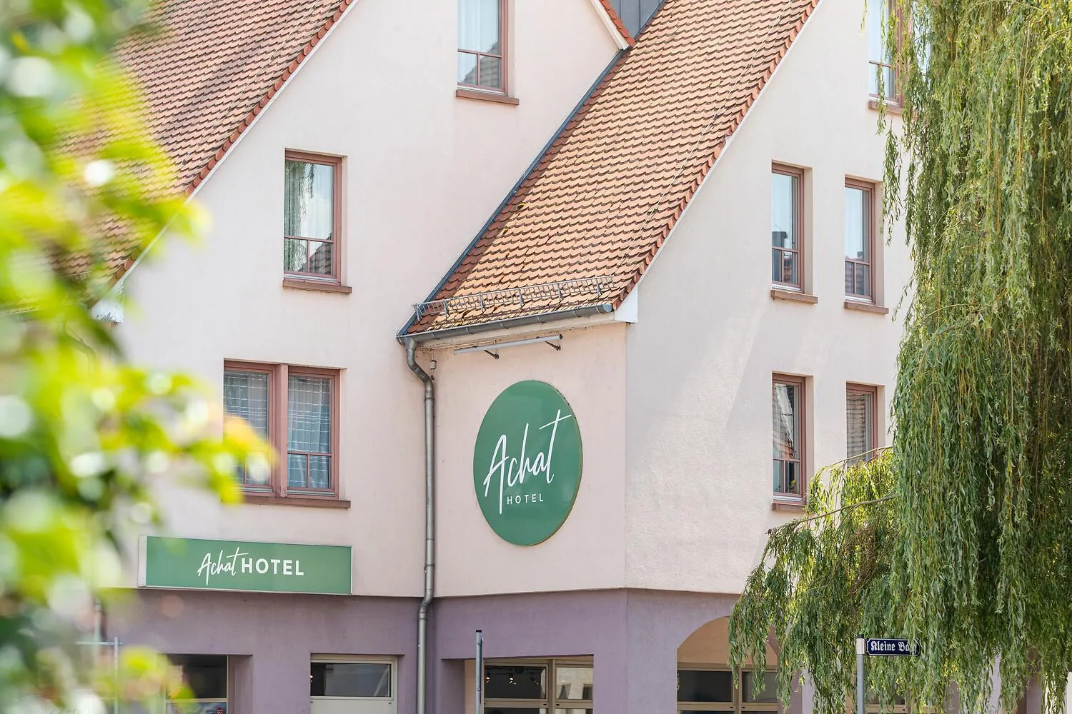 Facade/entrance in ACHAT Hotel Heppenheim