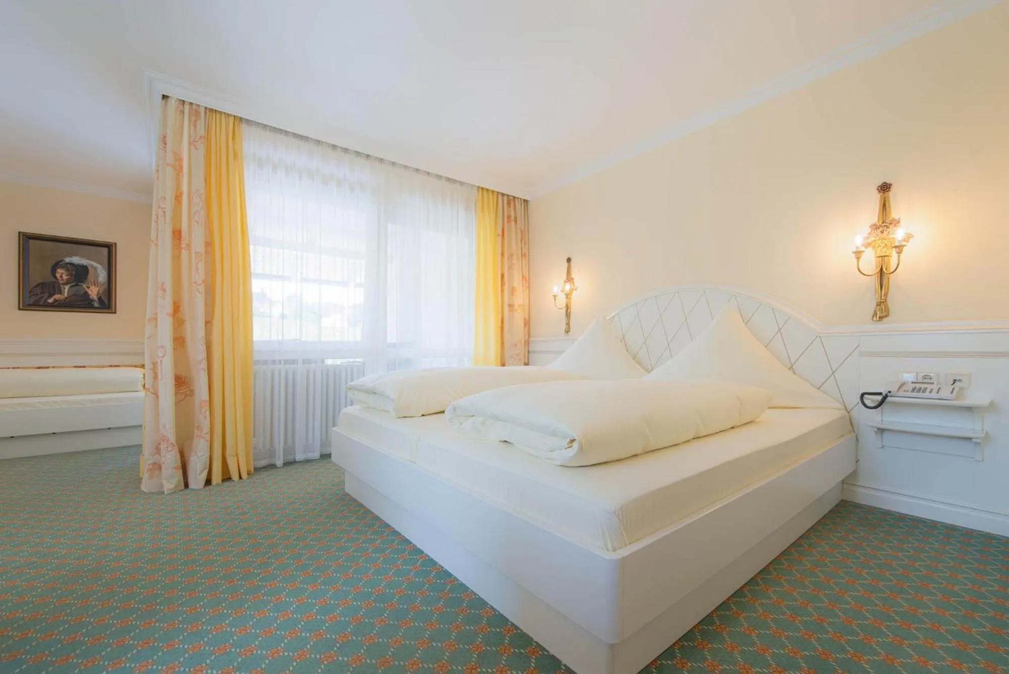 Photo of the whole room, Bed in Hotel Dreiflüssehof