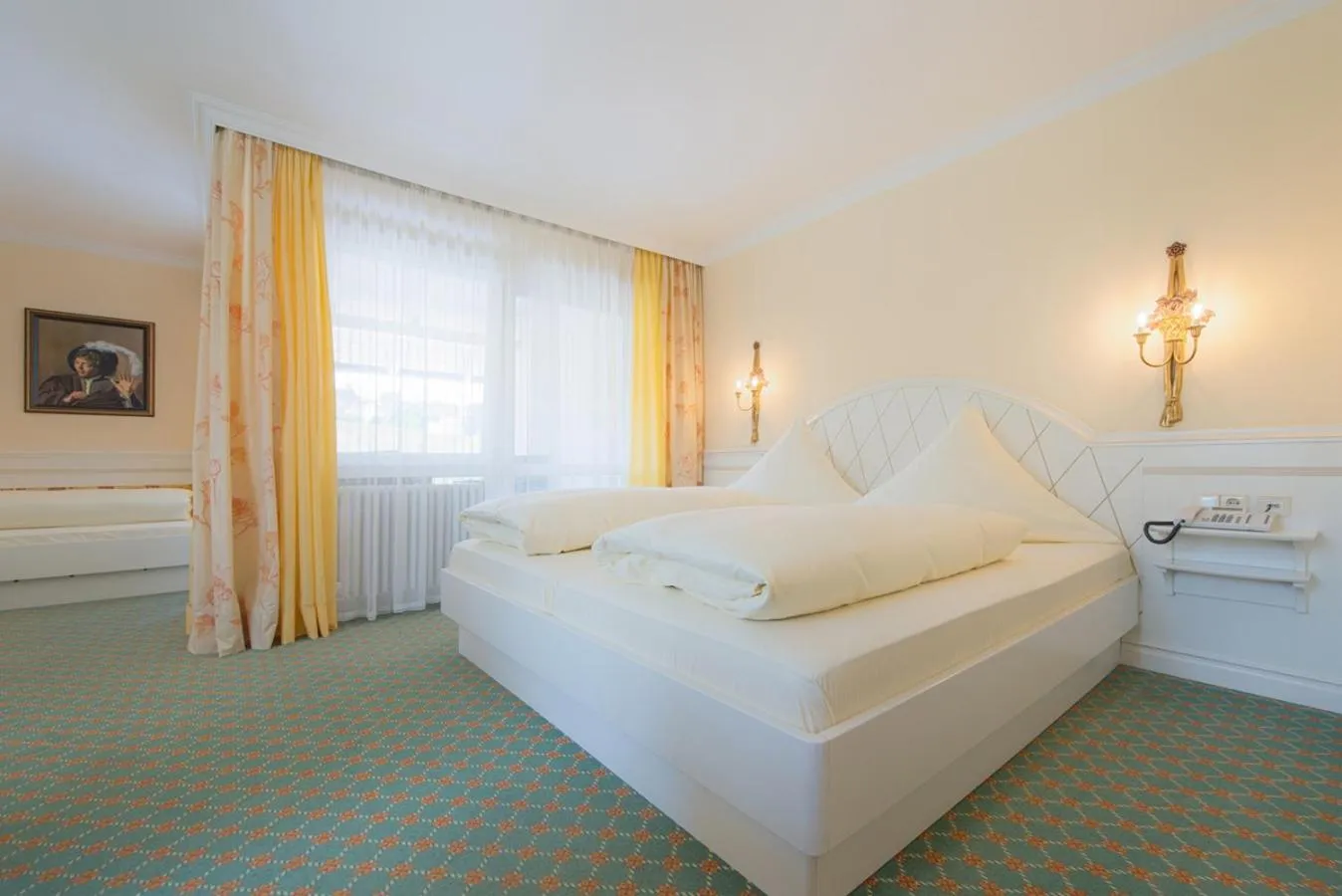 Photo of the whole room, Bed in Hotel Dreiflüssehof