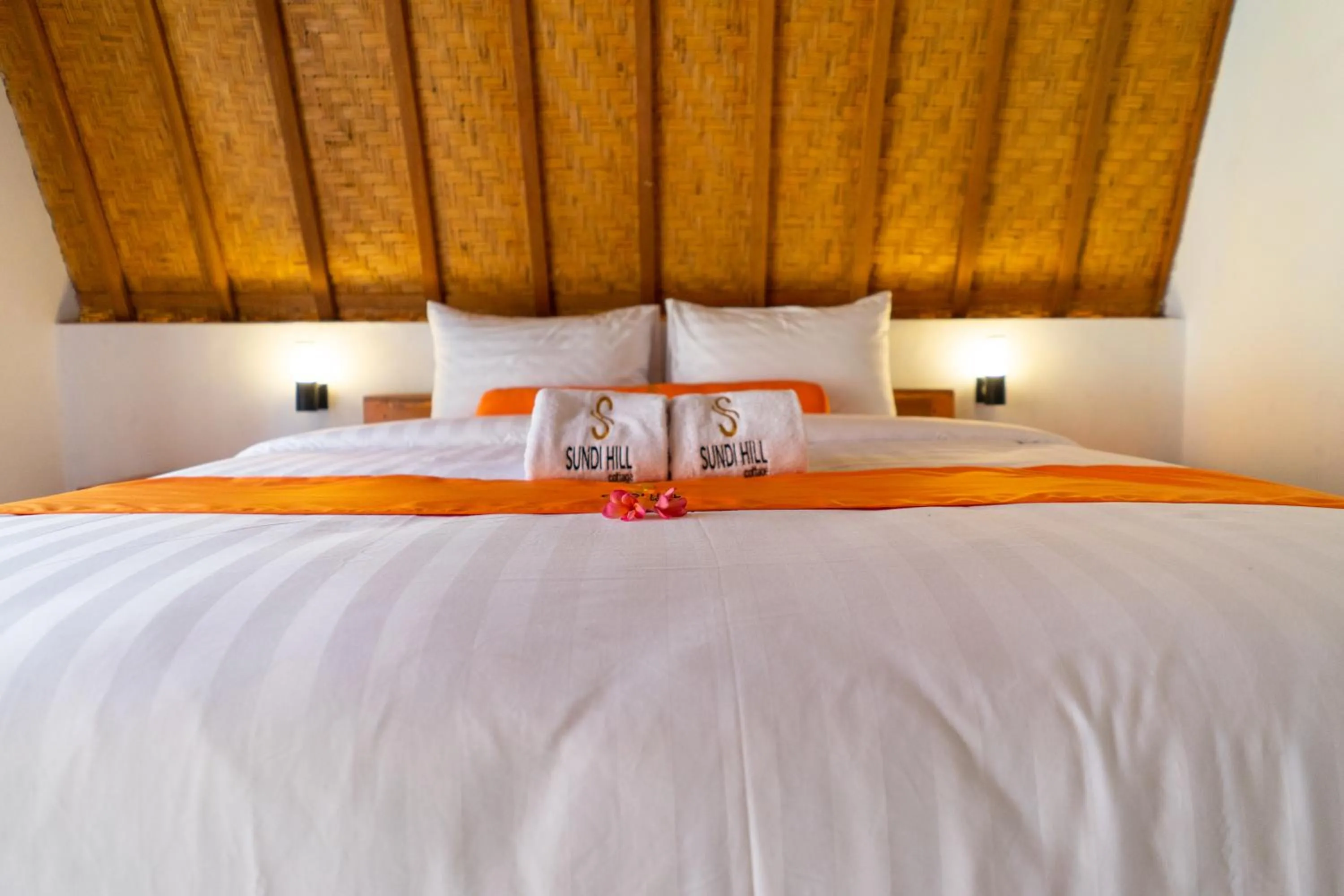 Bed in Sundi Hill Cottage