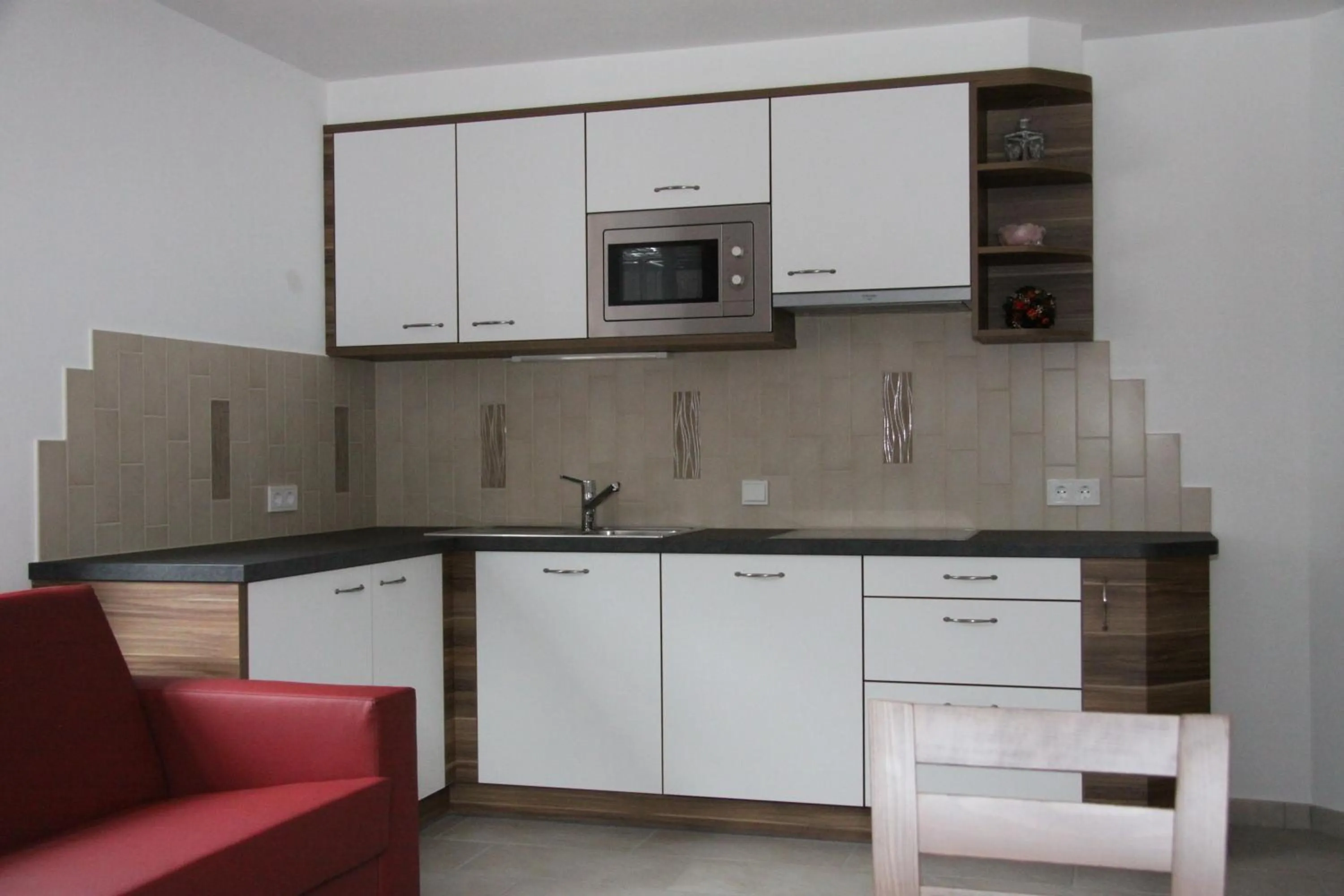 Kitchen or kitchenette in Apartments Restaurant Rusctlea