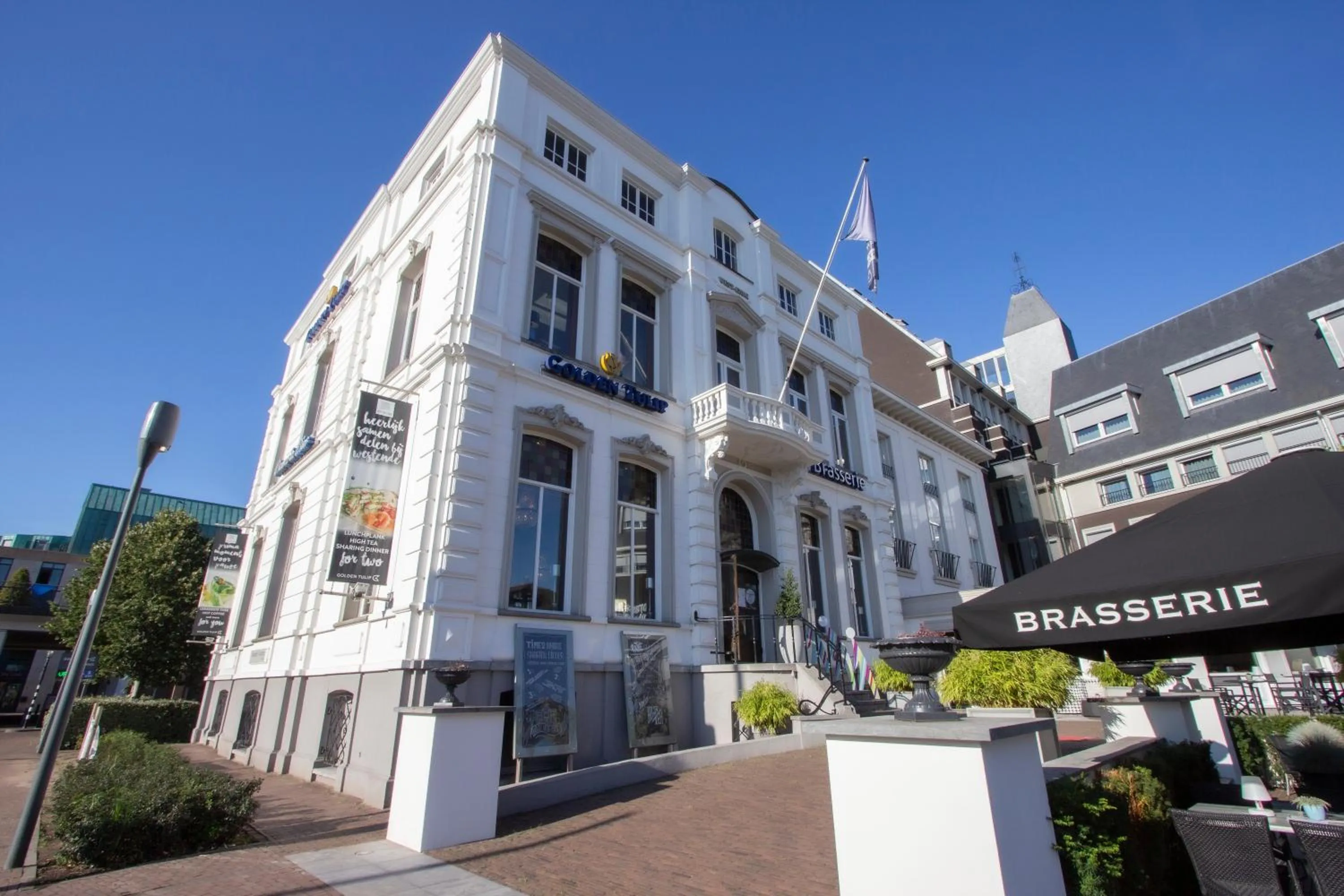 Property building in Villa Rubenshof