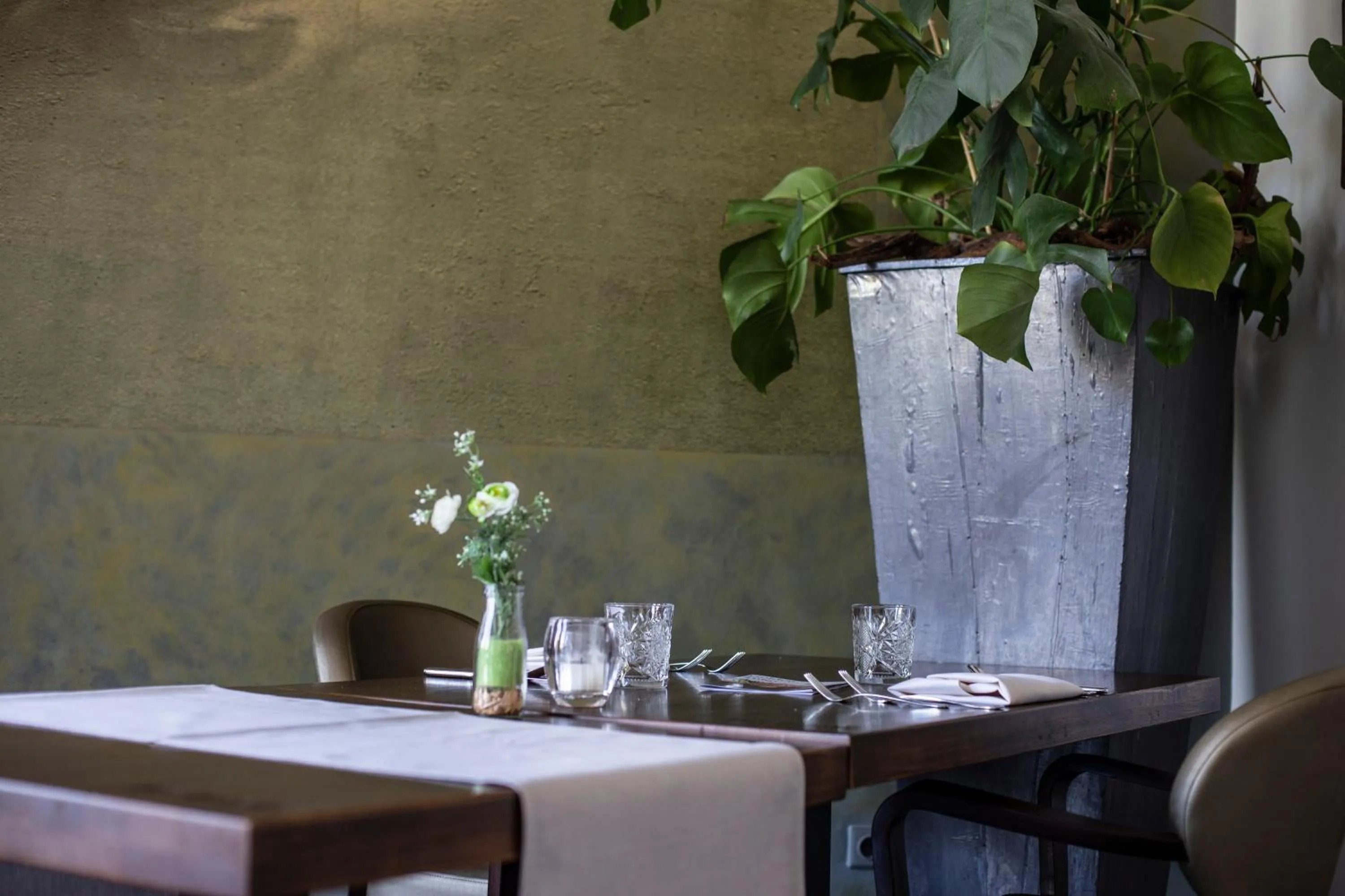 Restaurant/places to eat in Villa Rubenshof